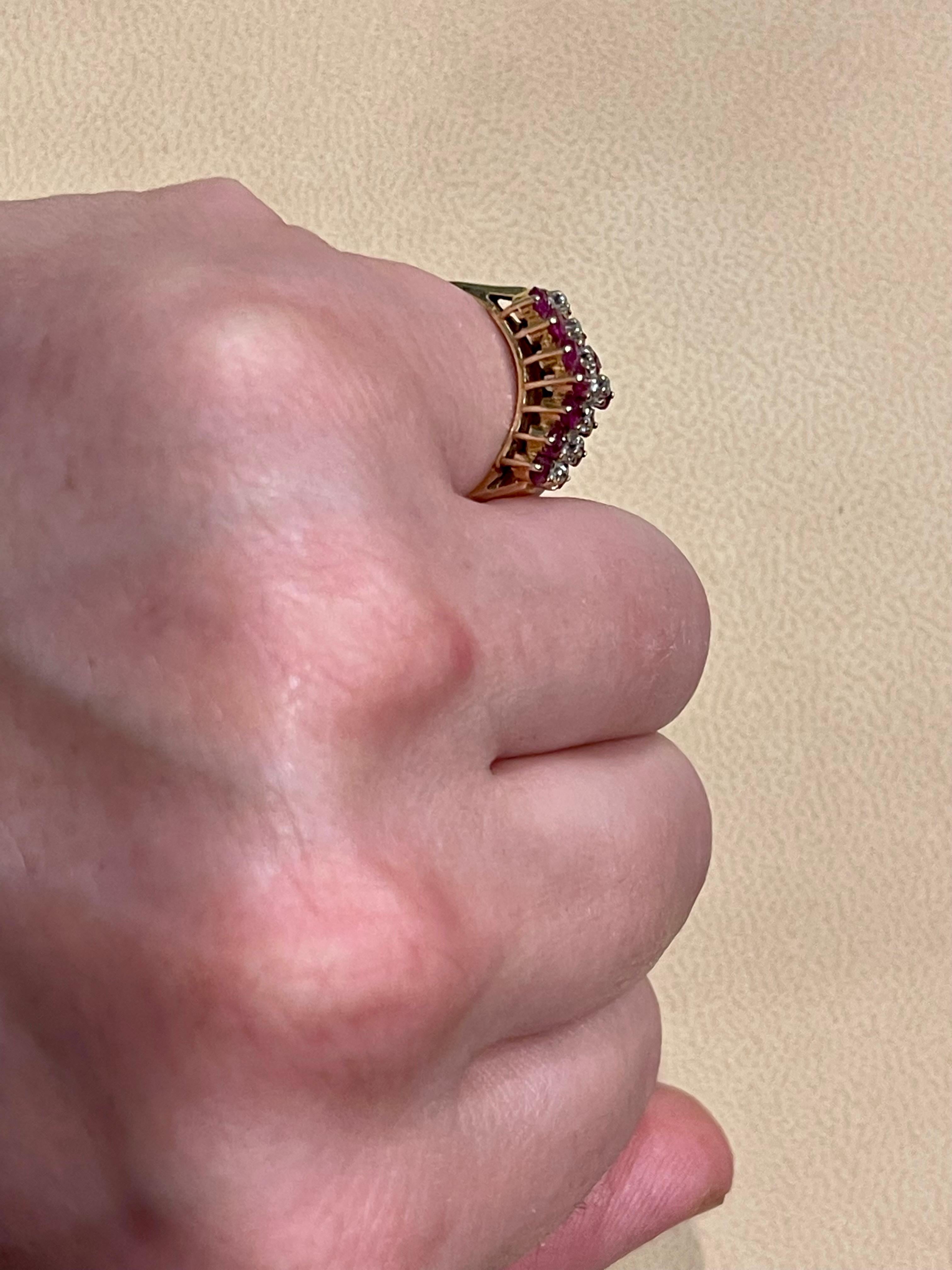 0.40 Carat Natural  Ruby and Diamond 14 Karat Yellow Gold Ring For Sale 7