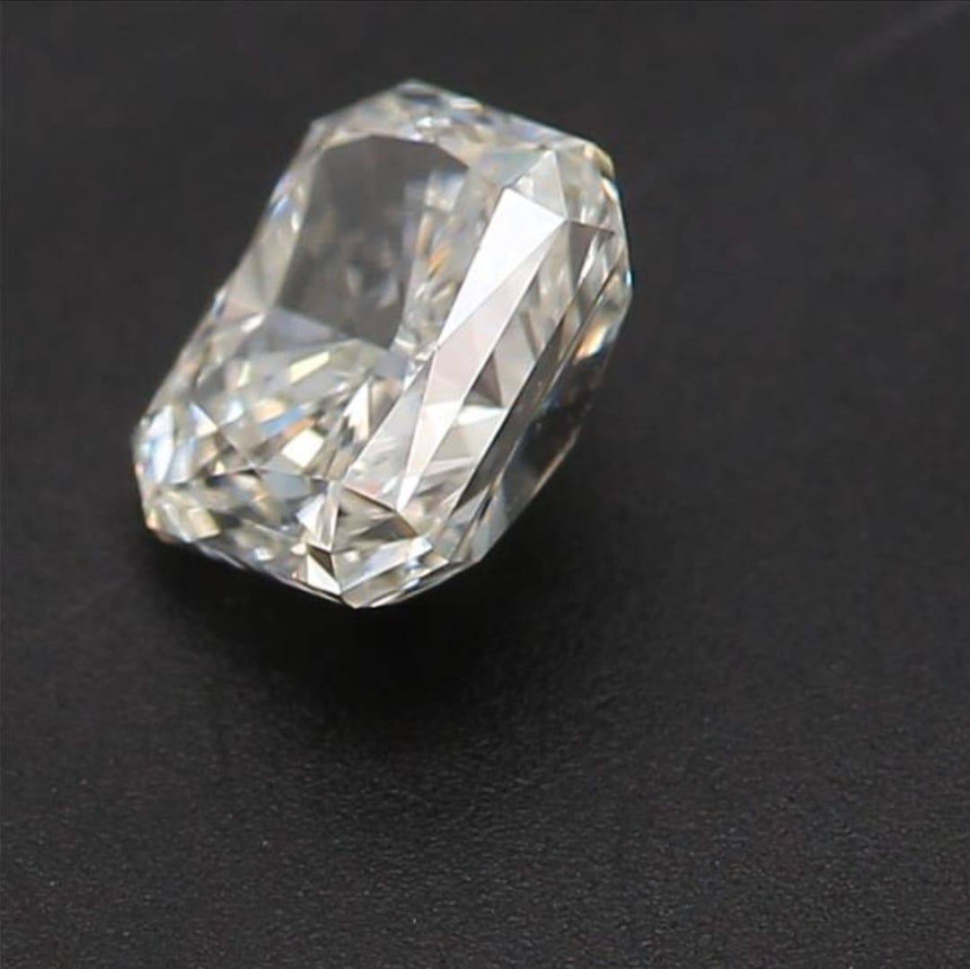 Diamant de forme radiante de 0,40 carat de pureté VVS1 certifié GIA en vente 2