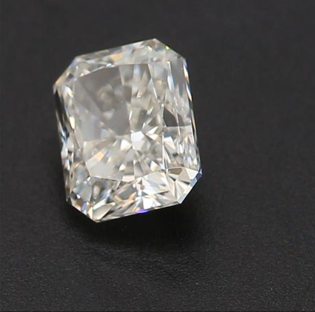 Diamant de forme radiante de 0,40 carat de pureté VVS1 certifié GIA en vente 3