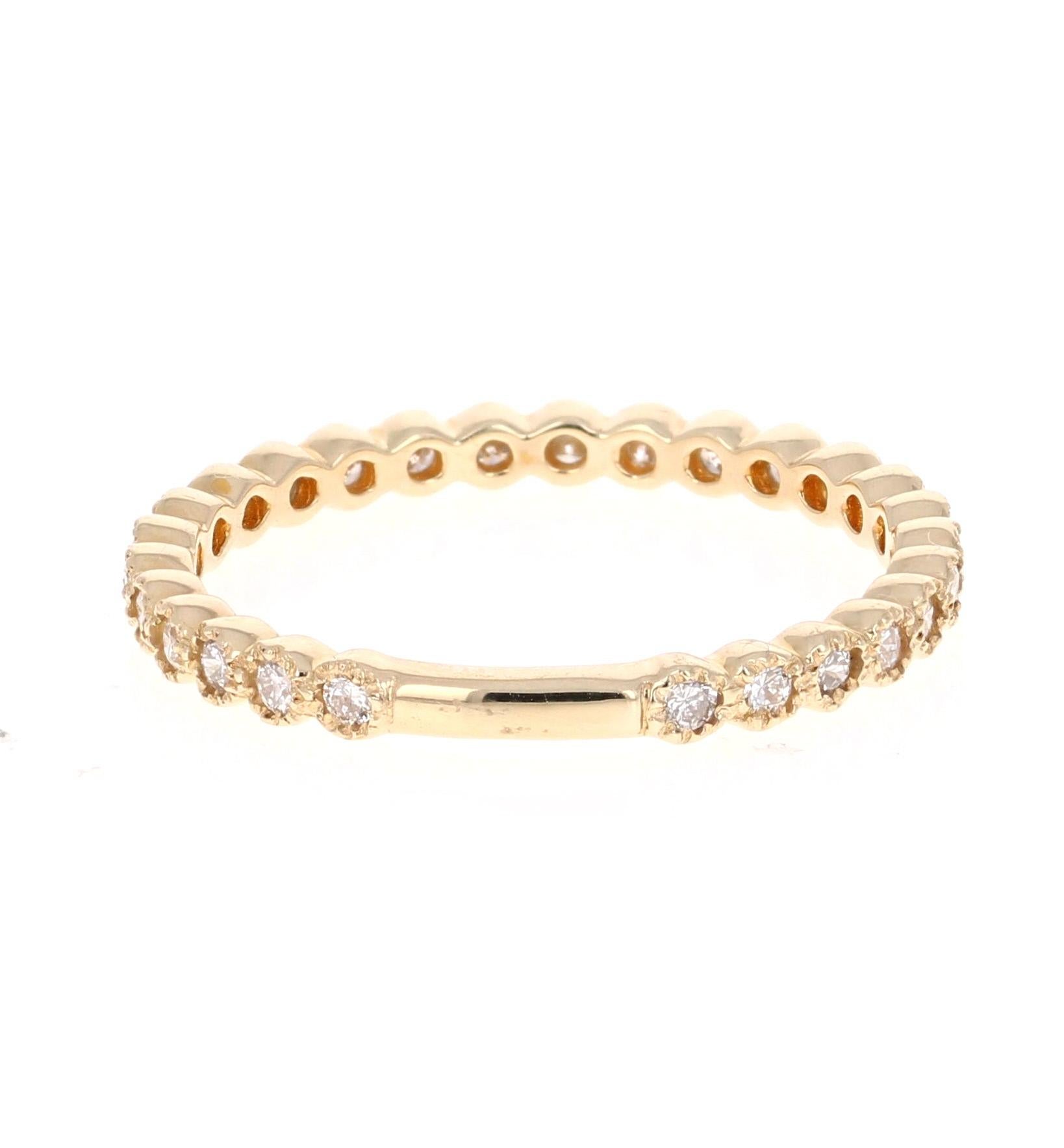 0.40 Carat Round Cut Diamond Yellow Gold Band In New Condition For Sale In Los Angeles, CA