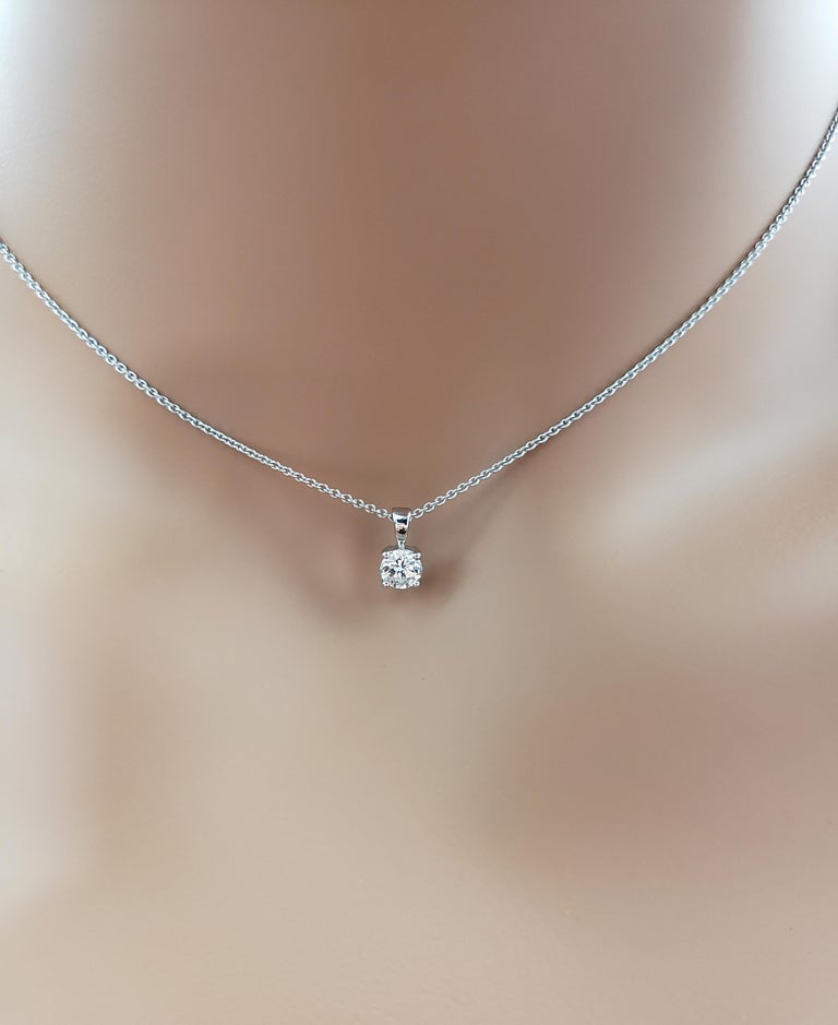 Round solitaire necklace Clearance