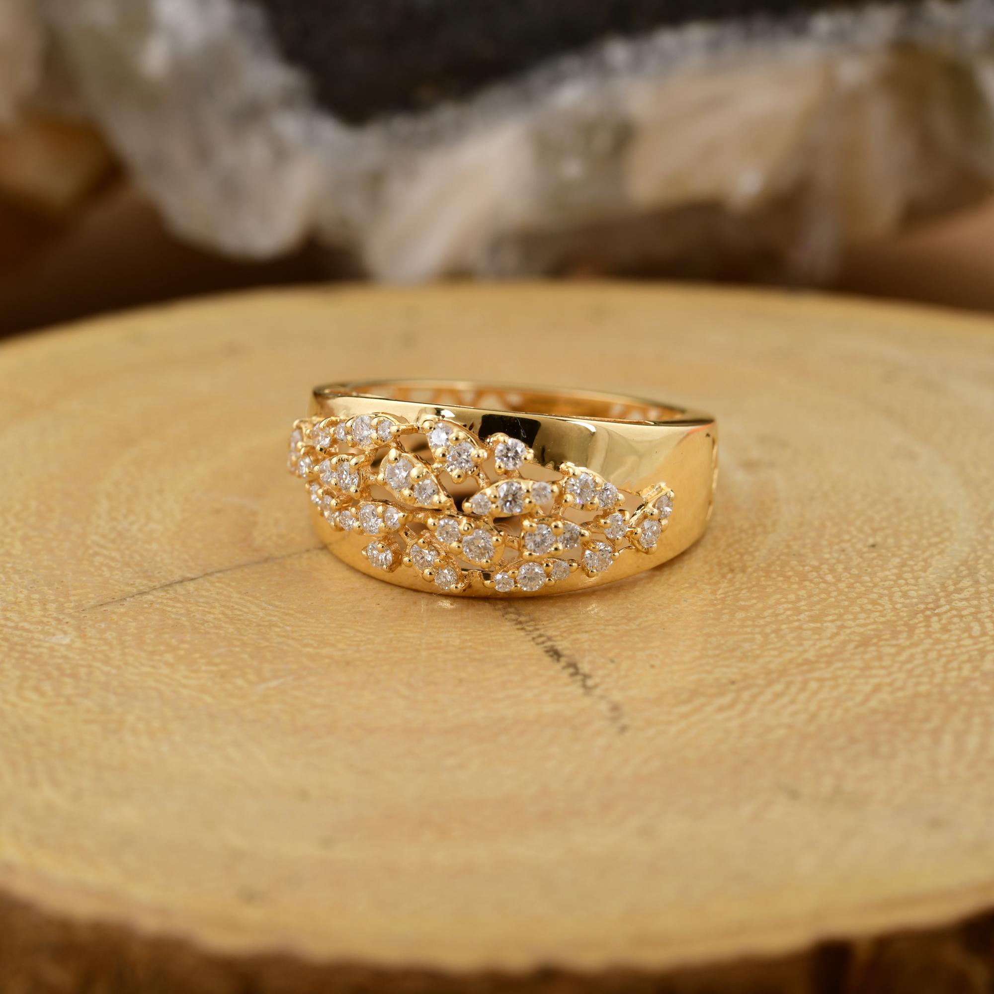 0,40 Carati SI/H Anello a grappolo con diamanti taglio Brilliante in oro giallo 18k Gioielli di pregio In condizioni Nuovo in vendita a Diera, Dubai