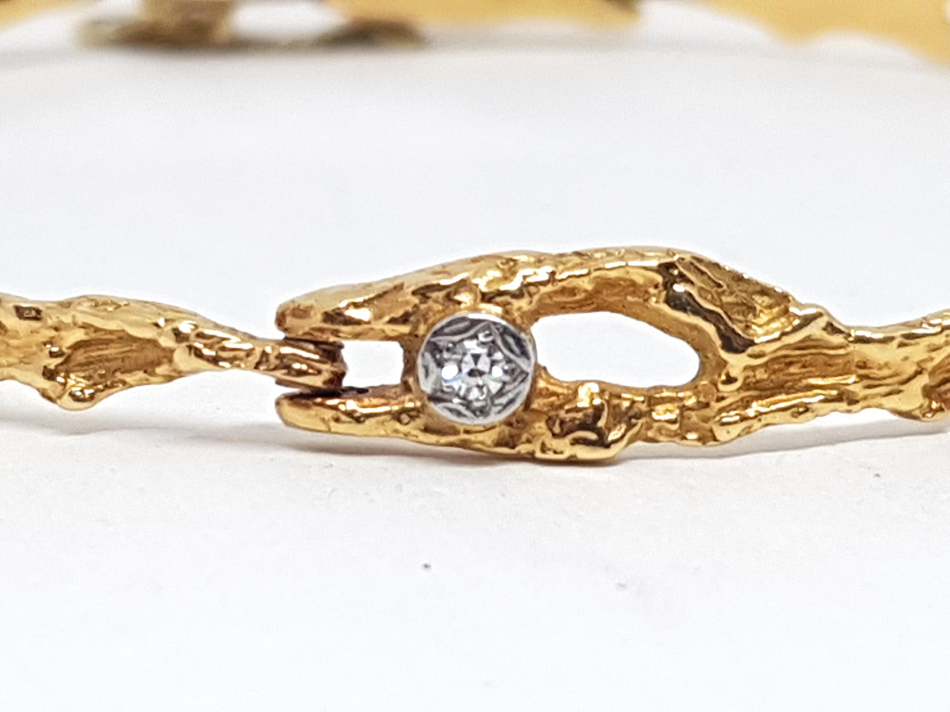 Gold: 18 Karat Yellow Gold 
Weight: 12,71 g 
Diamonds: 0,40 ct. colour: G Clarity: VS1 
Length: 19,0 cm 
Width: 0.6 cm 
All of our jewellery comes with a certificate and a 5-year warranty.
Shipping: free of charge and insured, worldwide. 
Please