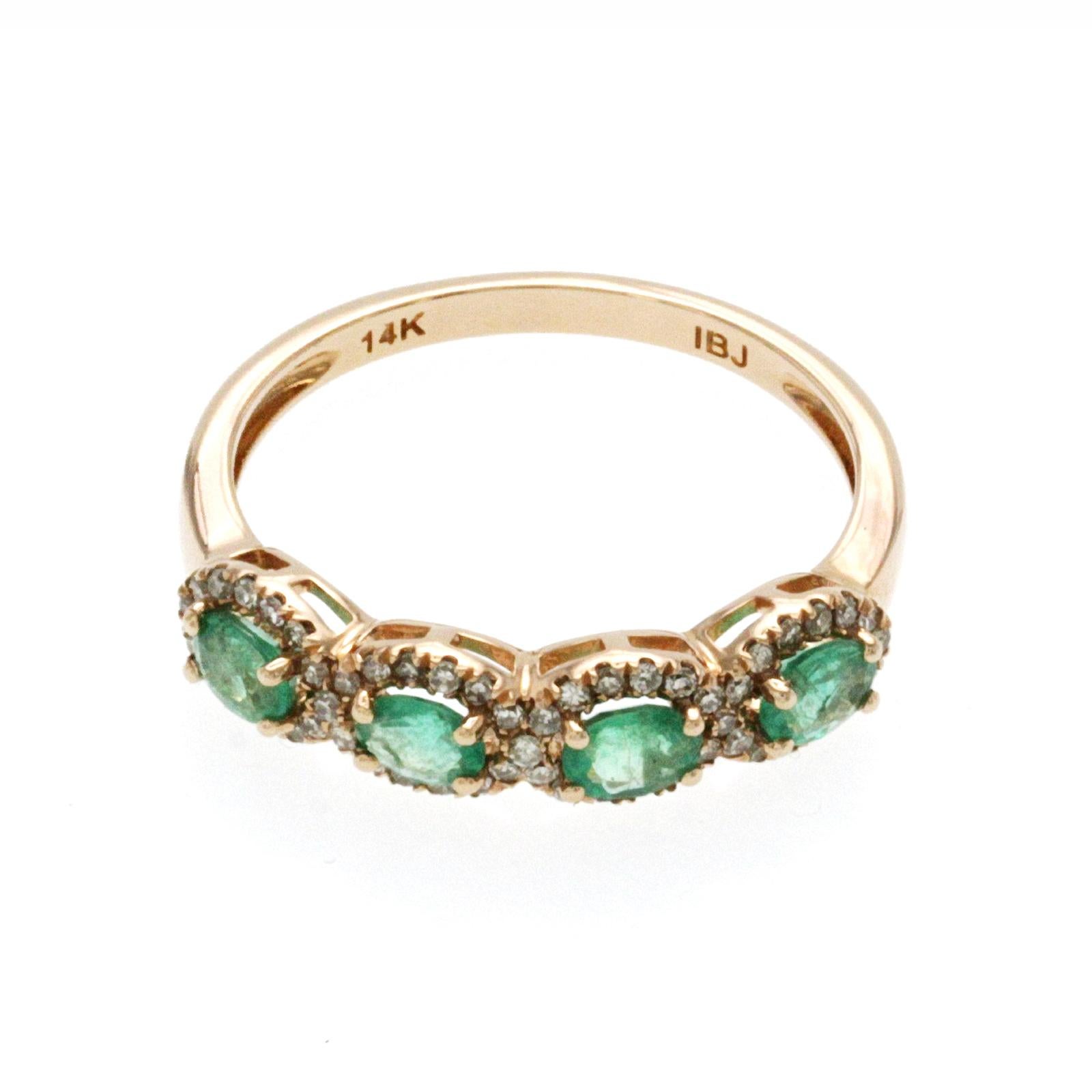 Round Cut 0.40 CT Colombian Emerald & 0.24 CT Diamonds 14K Rose Gold Wedding Band Ring For Sale