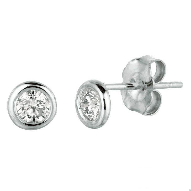 Contemporaneo Orecchini a castone con diamanti naturali 0,40 CT G SI in oro bianco 14K 20 punti ciascuno in vendita