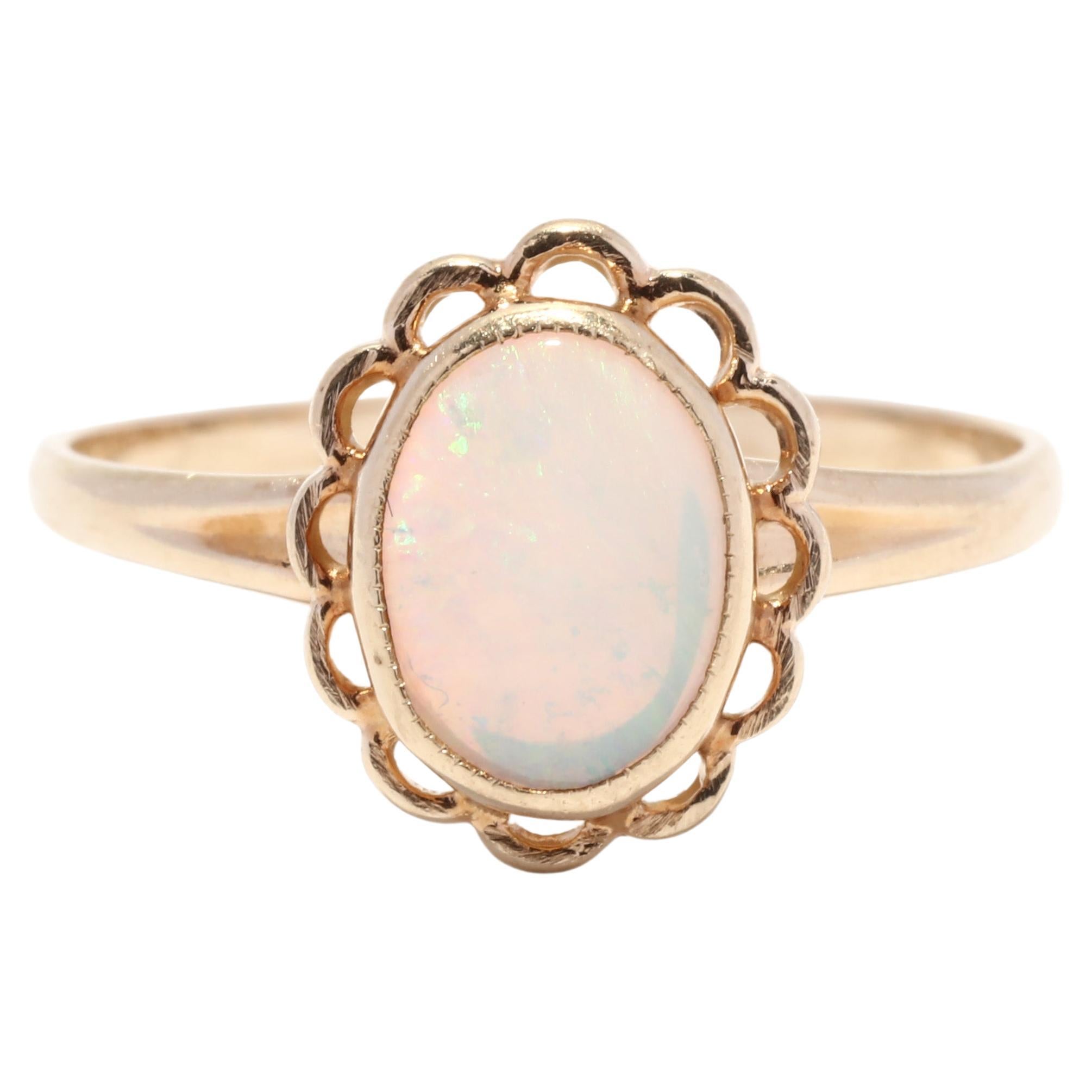 0,40 Karat ovaler Opal Solitär Ring, 10kt Gelbgold, Ring