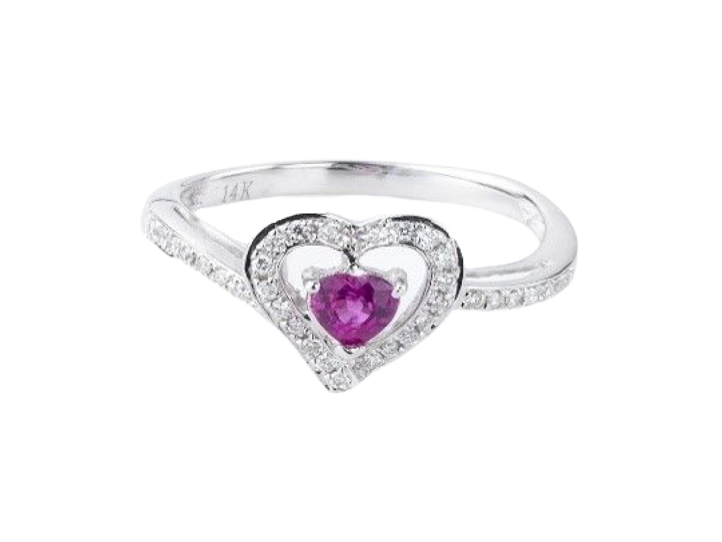 For Sale:  0.403 Carat Ruby and Diamond Heart Ring in 14 Karat White Gold 3