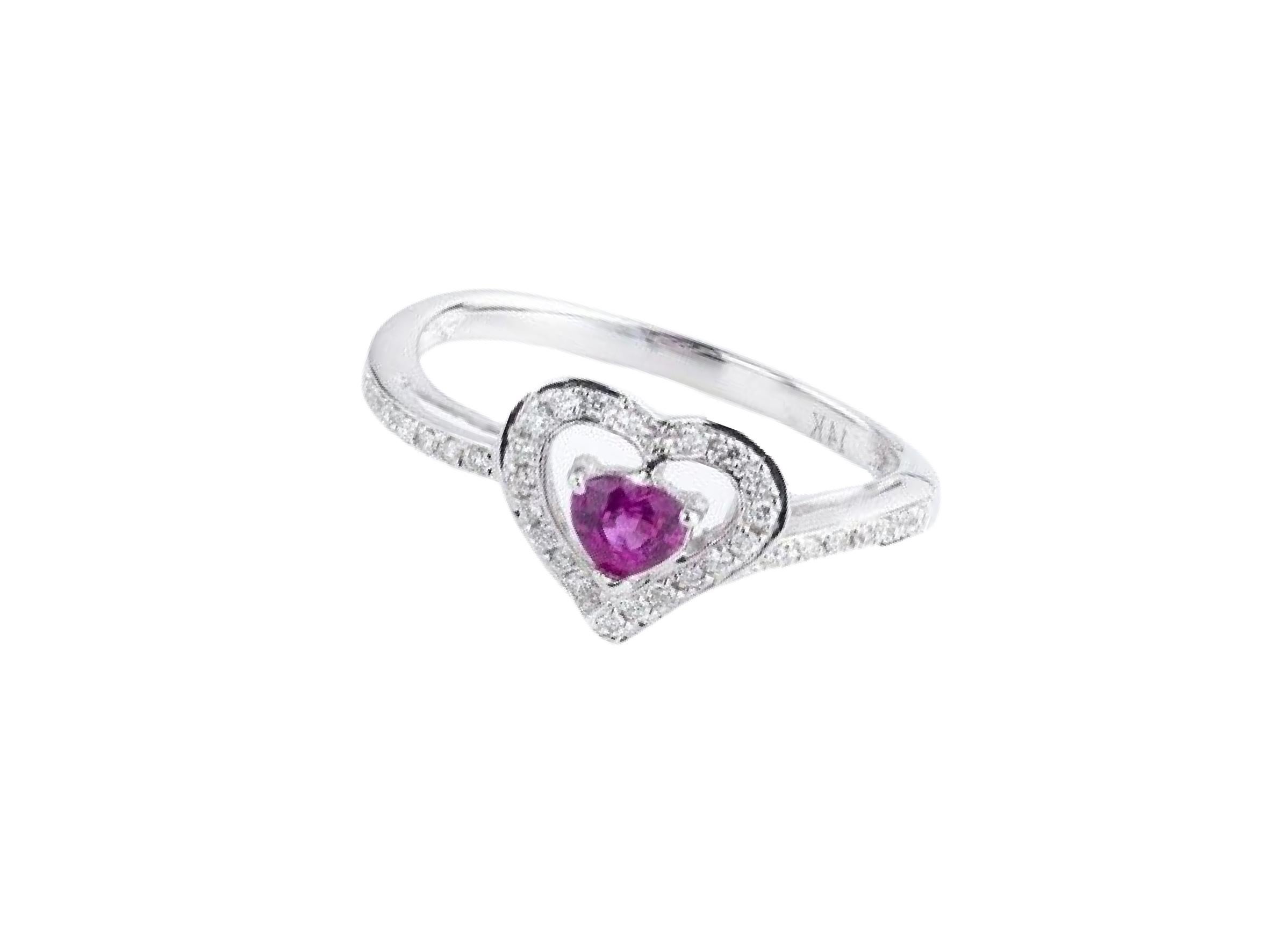 For Sale:  0.403 Carat Ruby and Diamond Heart Ring in 14 Karat White Gold 4