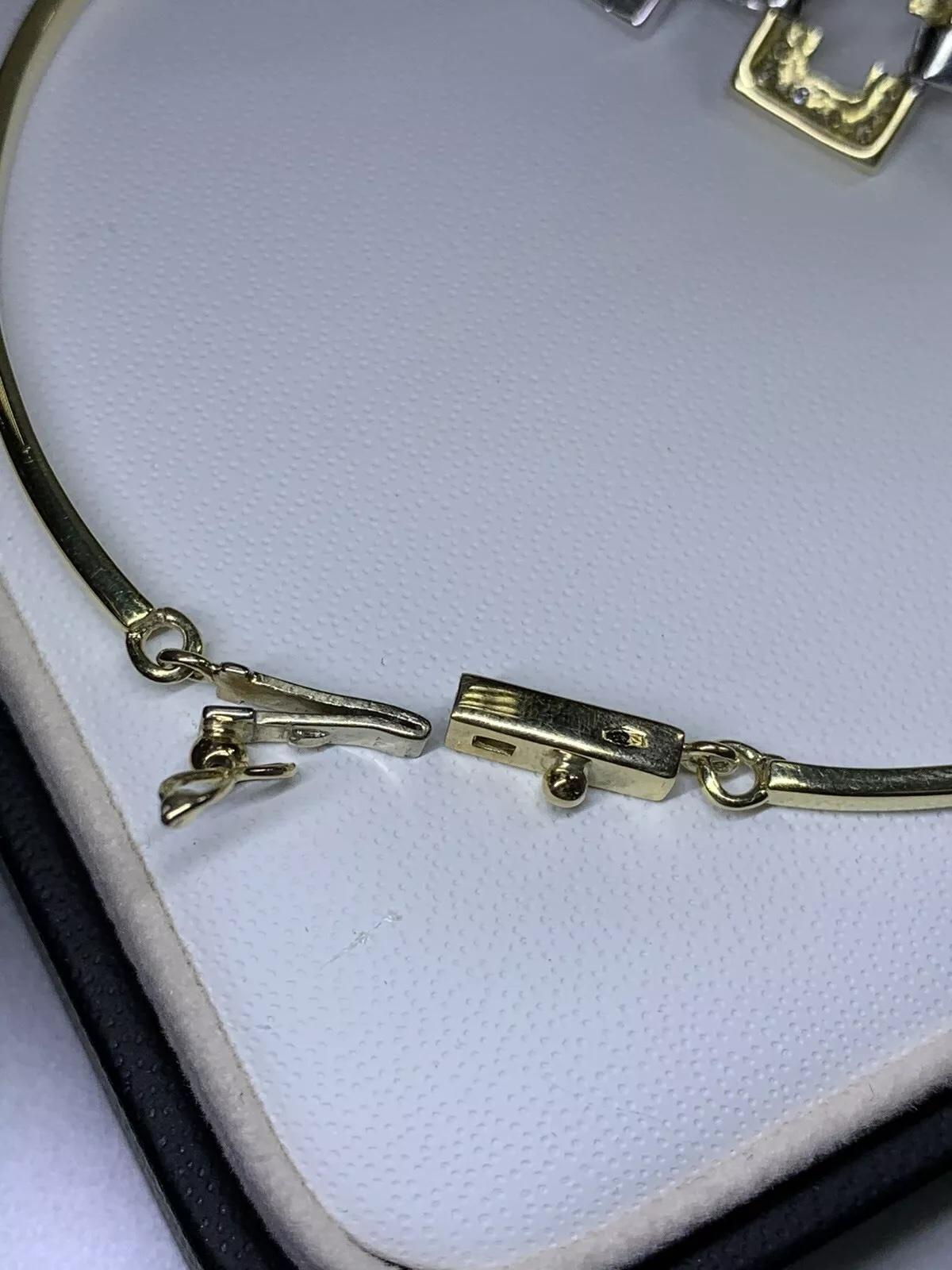 0.40ct Diamond bangle bracelet in 18ct yellow and white gold 7 inches 14.1g For Sale 3