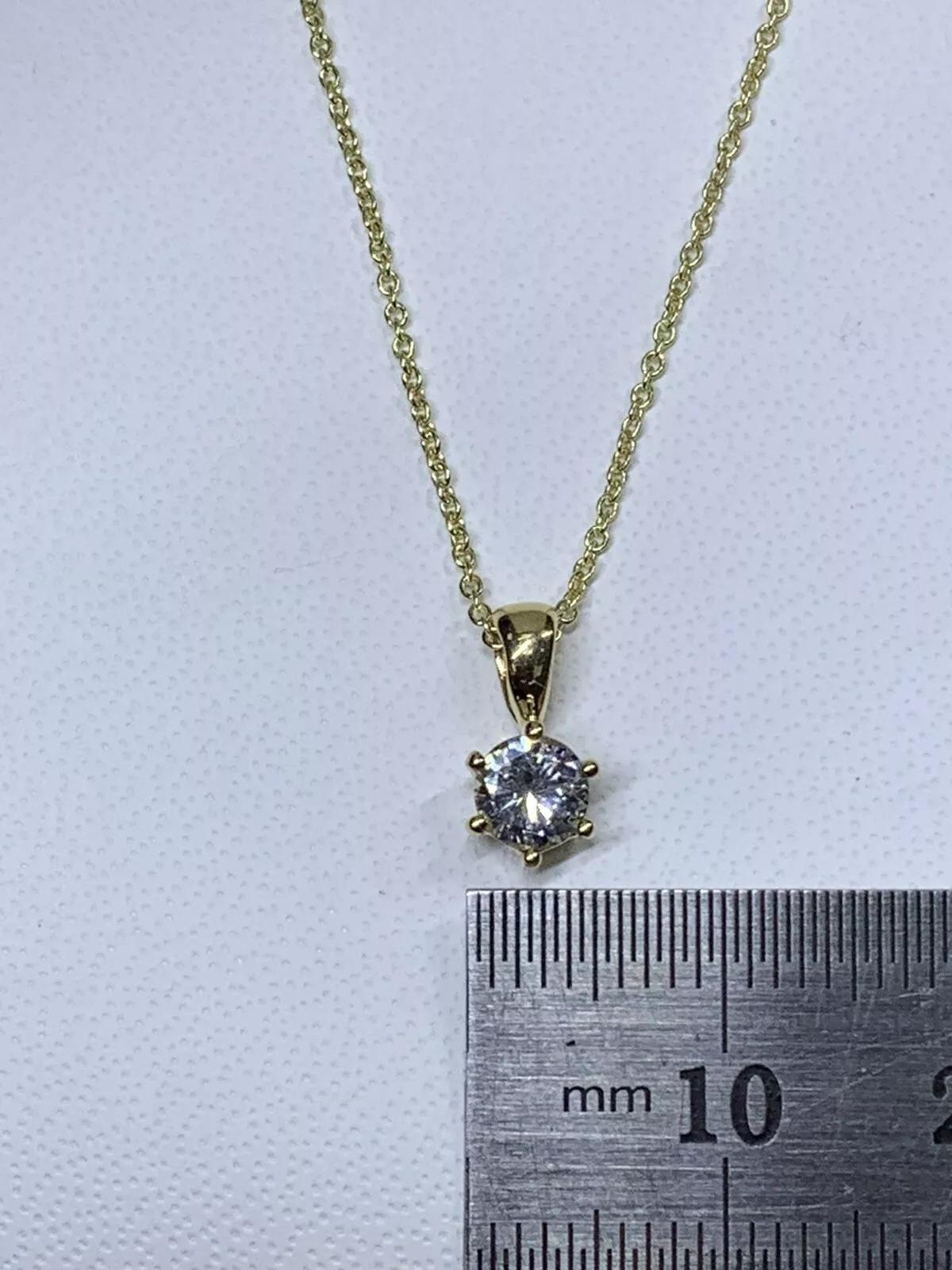 Round Cut 0.40ct Diamond G SI2 solitaire pendant necklace in 18ct yellow gold For Sale