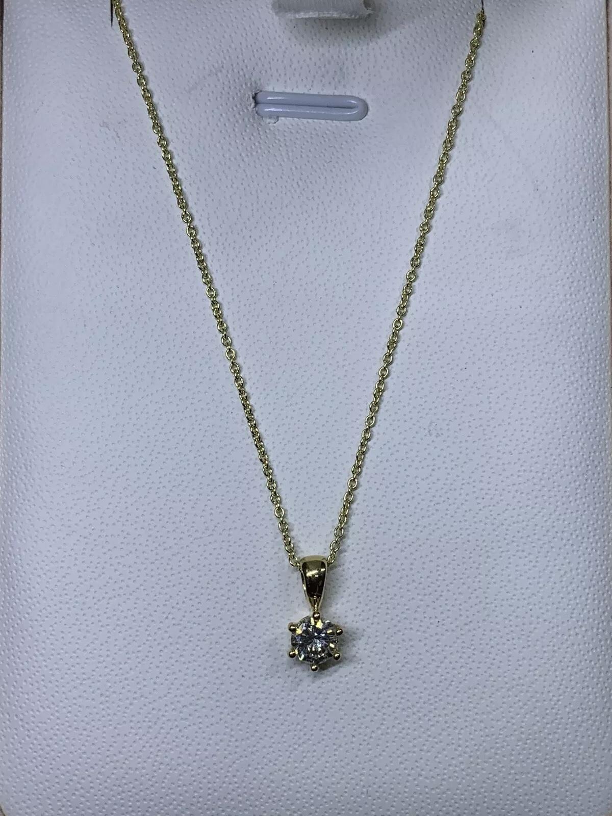 0.40ct Diamond G SI2 solitaire pendant necklace in 18ct yellow gold For Sale 1