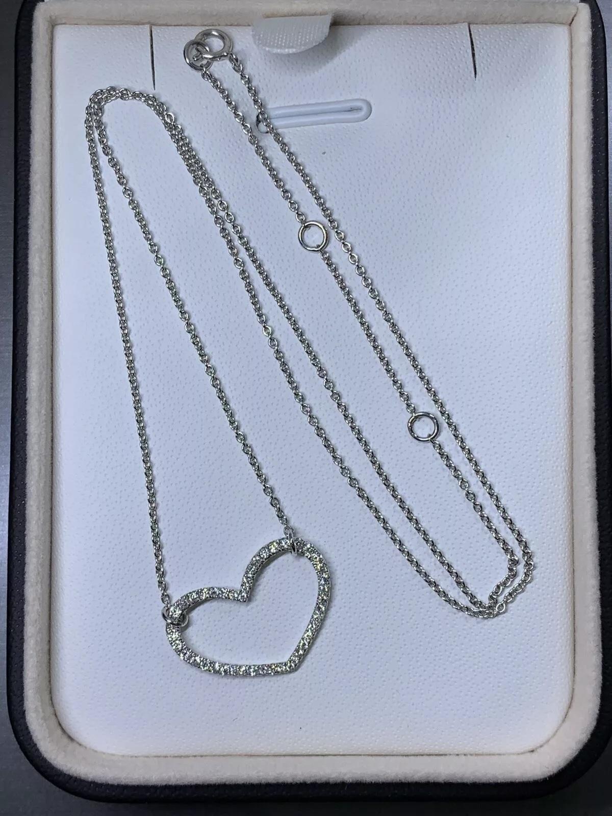 0.40ct Diamond heart large pendant necklace 18ct white gold In New Condition For Sale In London, GB