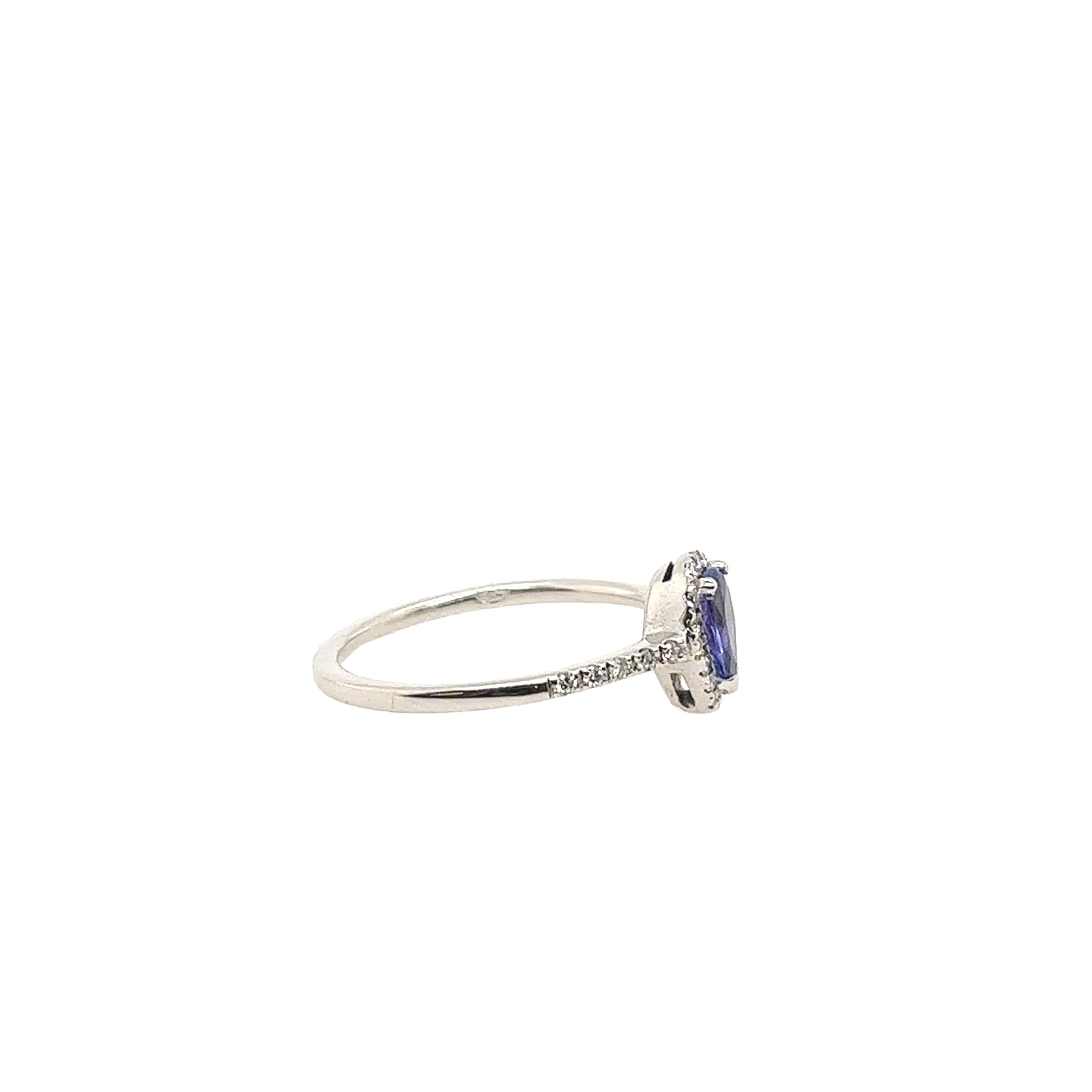 Women's 0.40ct Pear Shape Tanzanite and Diamond Ring Set In 18ct White Gold For Sale