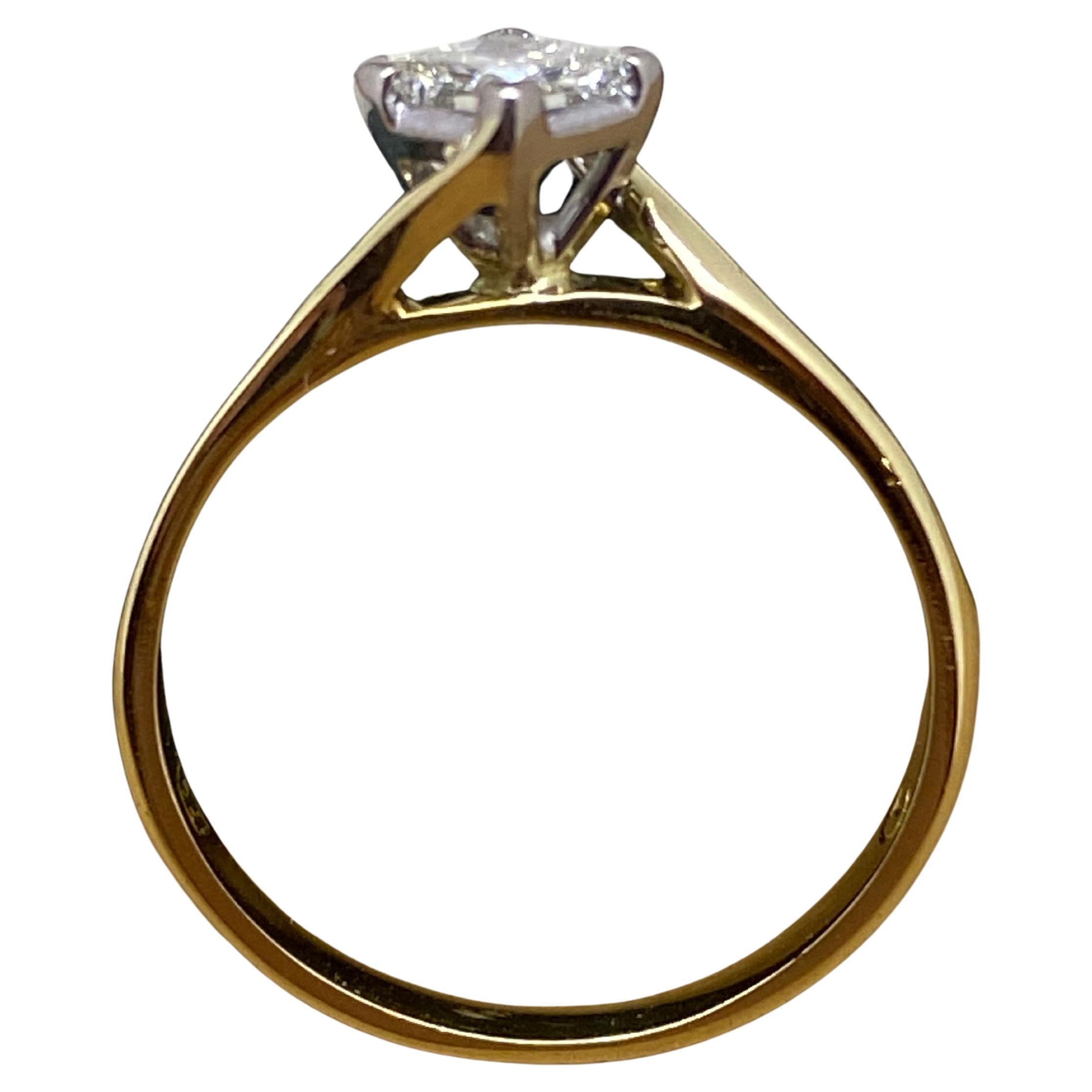 Bague en or jaune 18 carats, diamant solitaire de 0,40 carats, taille Princesse (serti ByPass H/VS) Excellent état - En vente à MELBOURNE, AU