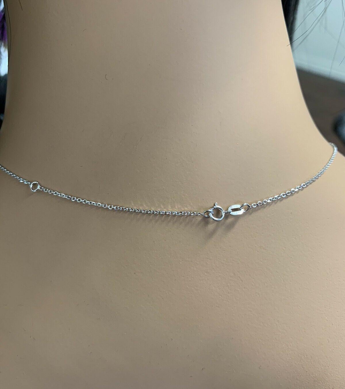 Women's 0.40 Carat Stunning 14 Karat Solid White Gold Diamond Necklace For Sale