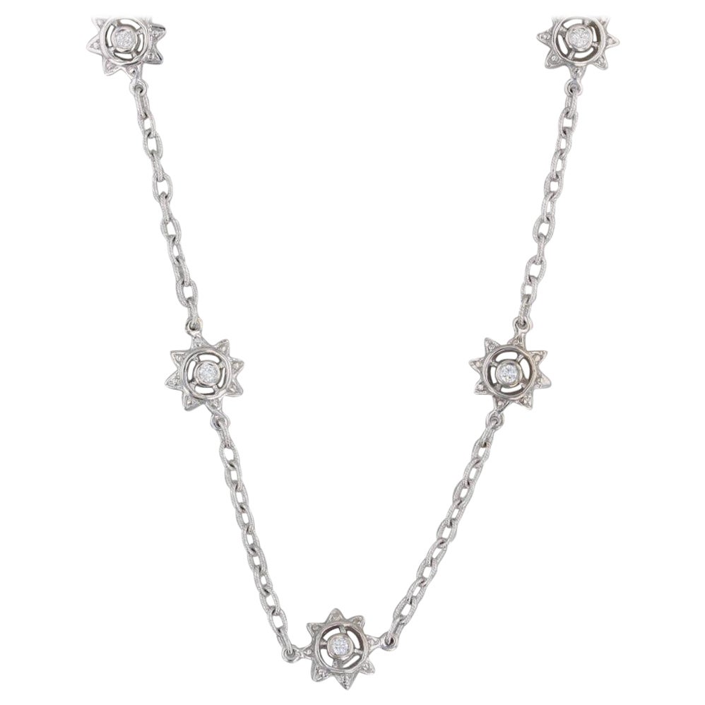 Collana Flower Sun Station con diamanti da 0,40 carati in oro bianco 18 carati e catena con cavo da 16,5". in vendita