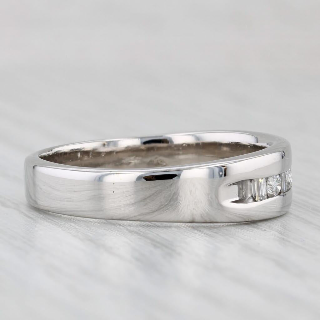 Women's or Men's 0.40ctw Diamond Men's Wedding Band 14k White Gold Size 12 Ring For Sale