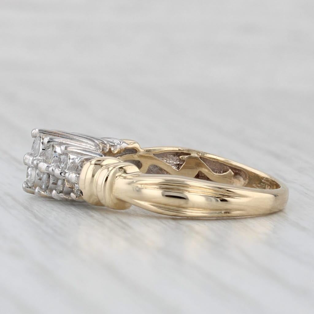 Informations sur les pierres précieuses :
- Diamants naturels -
Total des carats - 0.40ctw
Taille - Brilliante ronde
Couleur - F - H
Clarté - SI2 - I1

Métal : Or blanc et jaune 14k
Poids : 3,9 grammes 
Timbres : 14k
Hauteur de la face : 6.4 mm