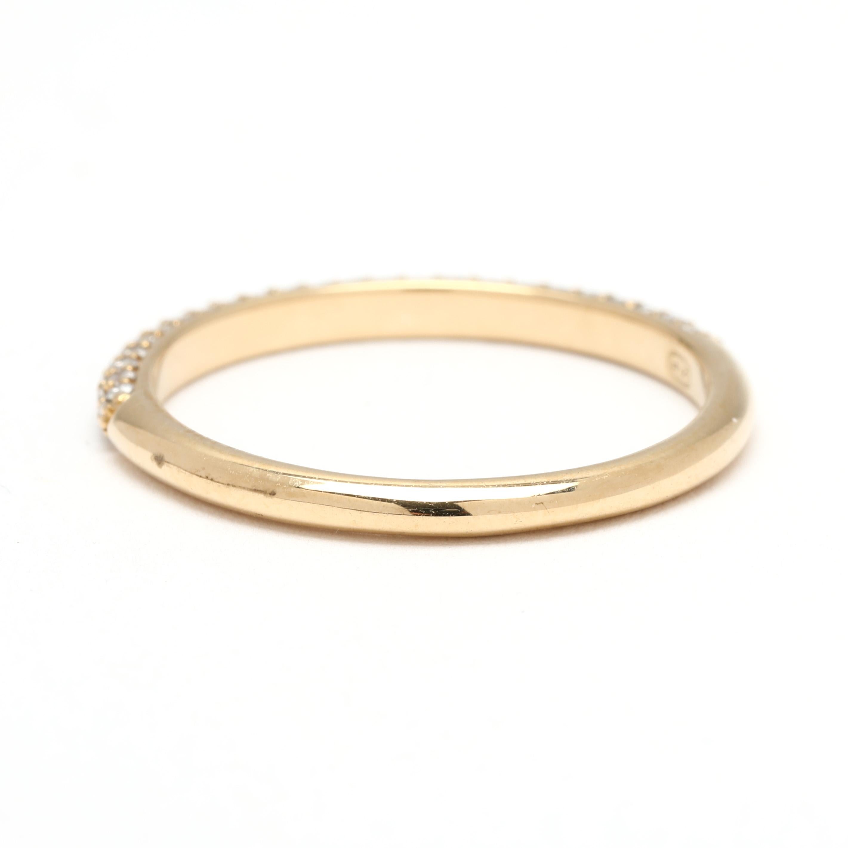 Taille ronde Bague à anneau sertie de diamants pavés 0,40 carat, or jaune 18 carats, taille 8,25 en vente