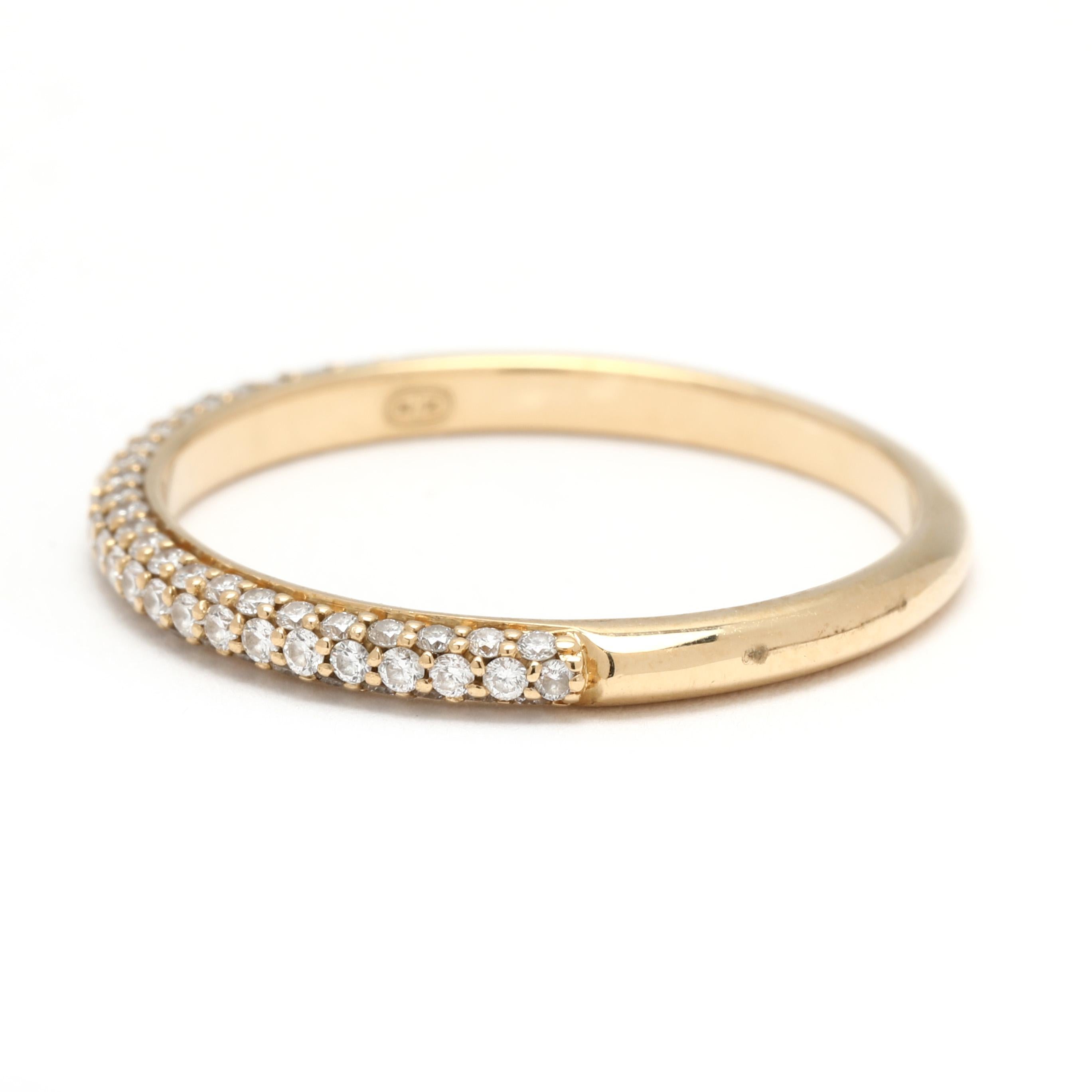 Bague à anneau sertie de diamants pavés 0,40 carat, or jaune 18 carats, taille 8,25 Bon état - En vente à McLeansville, NC