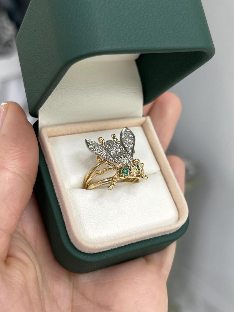 Taglio smeraldo Anello ape con smeraldo e diamante bicolore da 0,40tcw 14K - Greene & Greene Greene 585 Gold in vendita