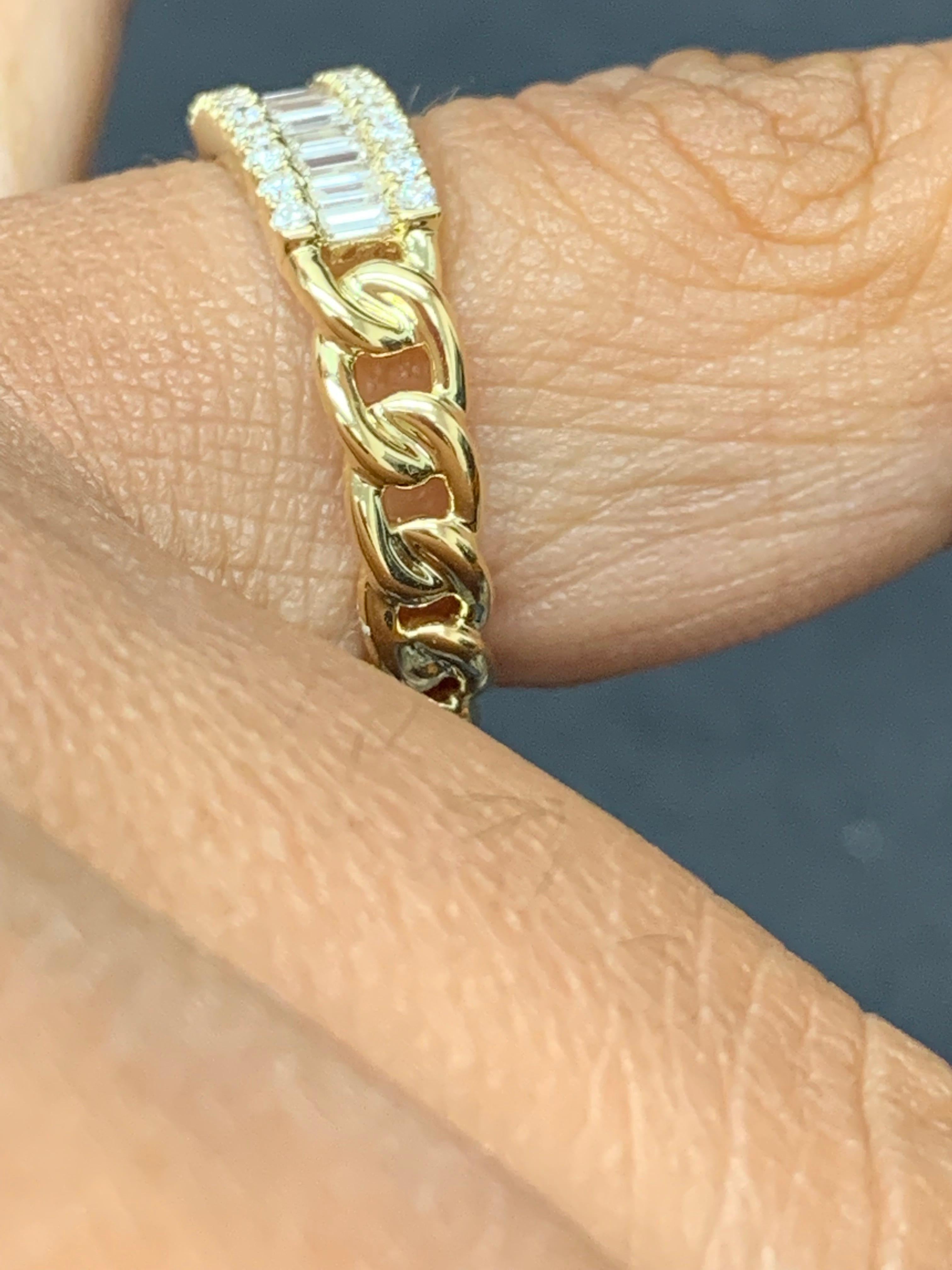 0.41 Carat Baguette Diamond Fashion Ring in 18K Yellow Gold For Sale 5