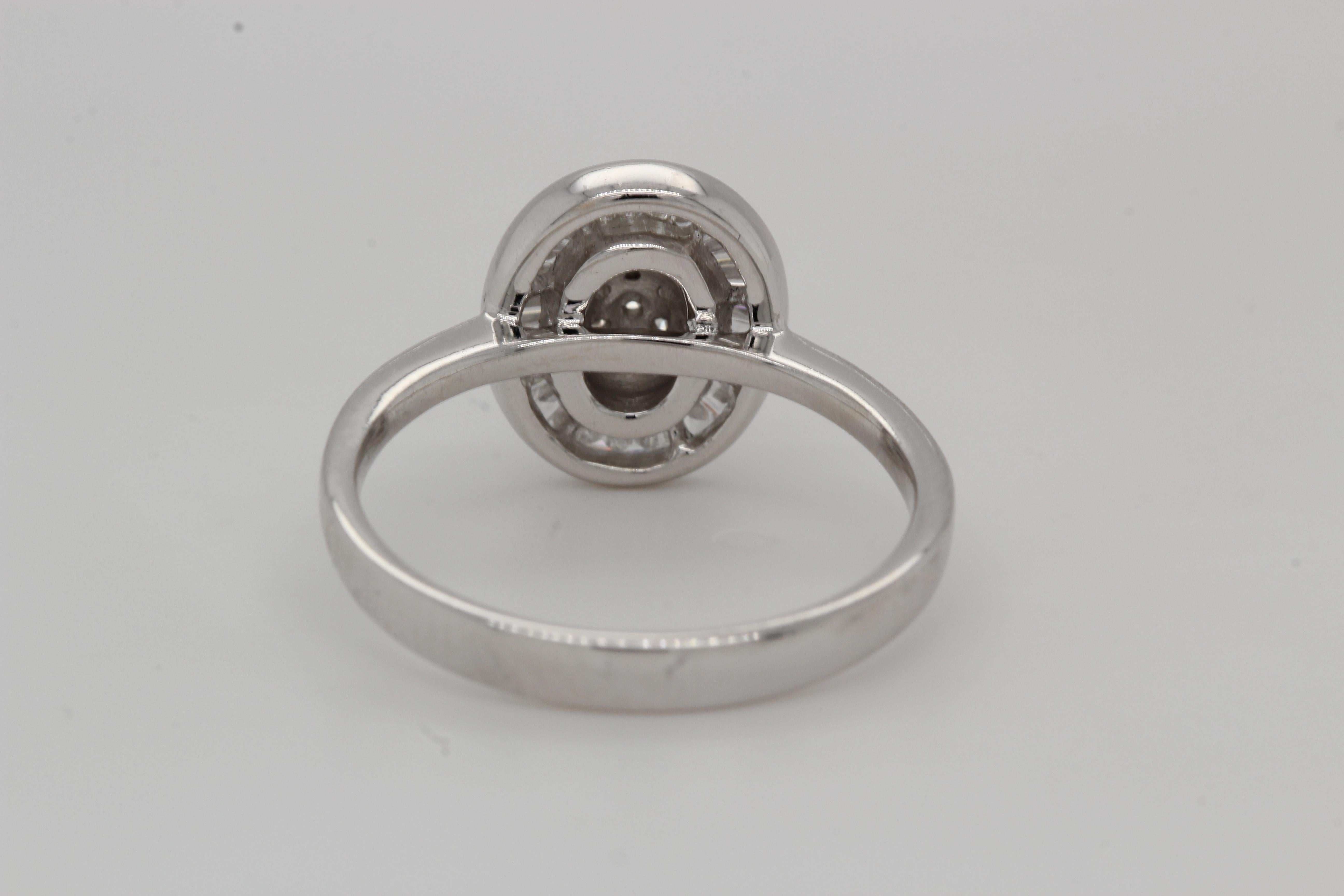 Women's or Men's 0.41 Carat Diamond Ring in 18 Karat Gold For Sale