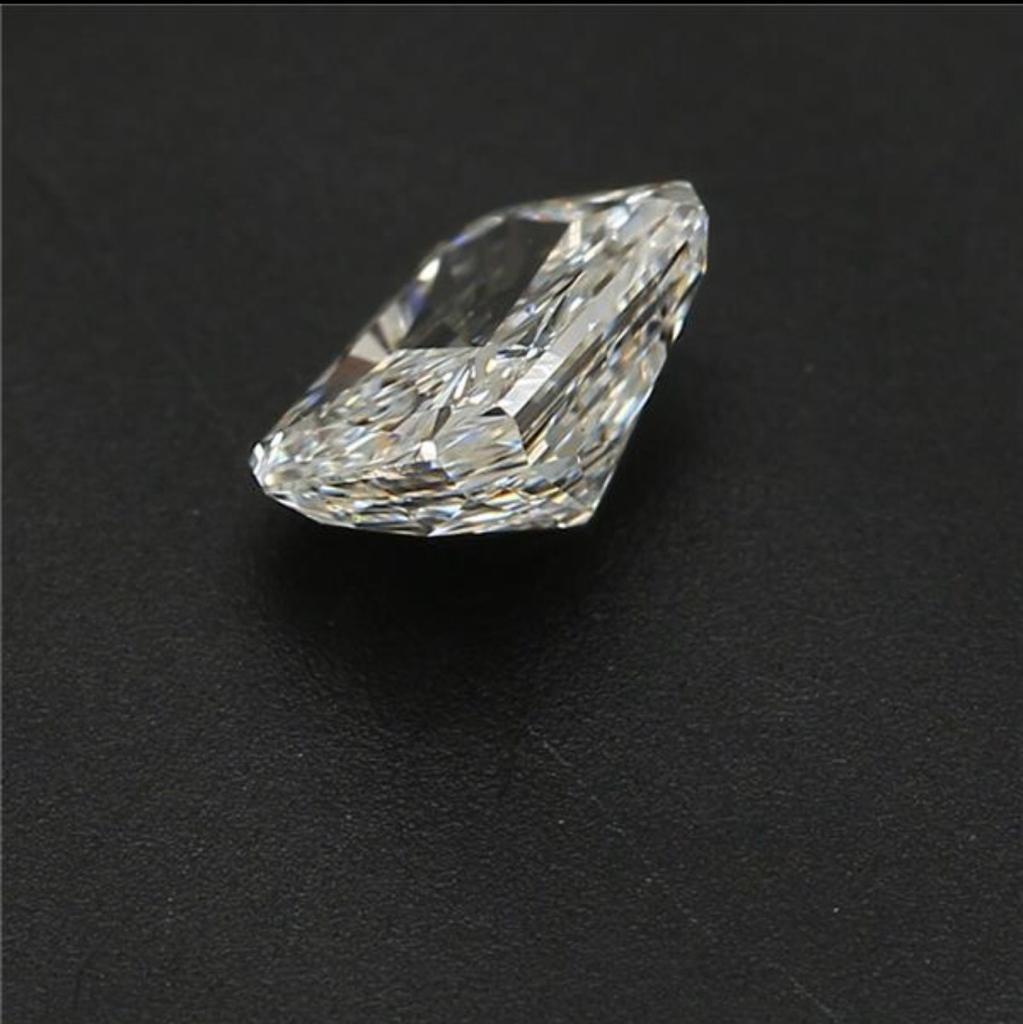 0,41 Karat strahlender geformter Diamant IF Reinheit GIA zertifiziert (Radiantschliff) im Angebot
