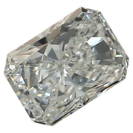 0.41 Carat Radiant shaped diamond IF Clarity GIA Certified For Sale