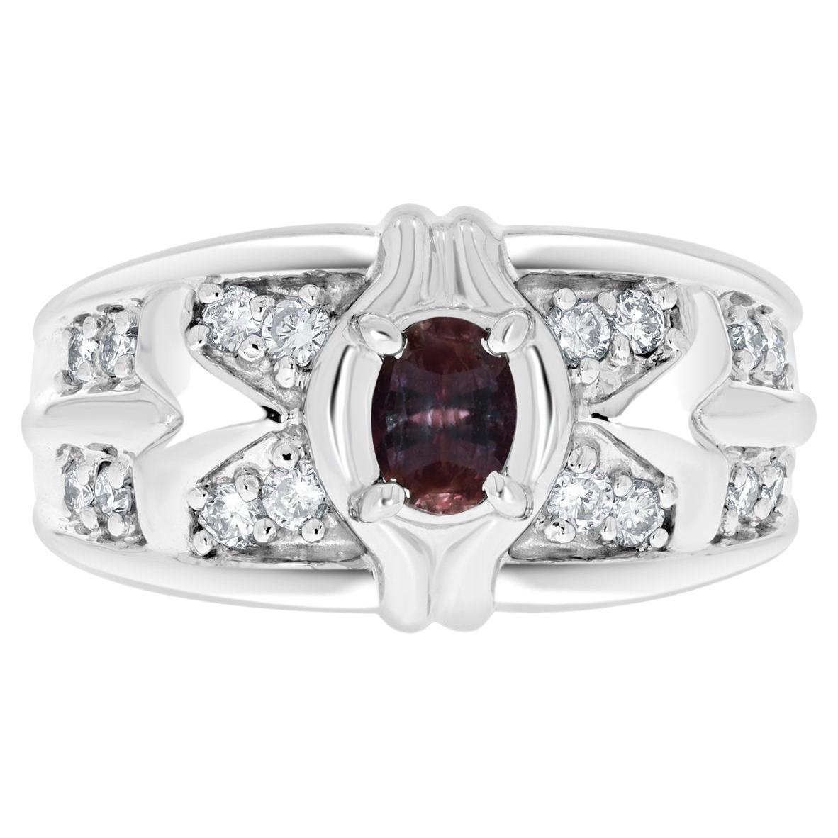 0.41ct Alexandrite Rings with 0.33tct Diamonds Set in Platinum 900 For Sale