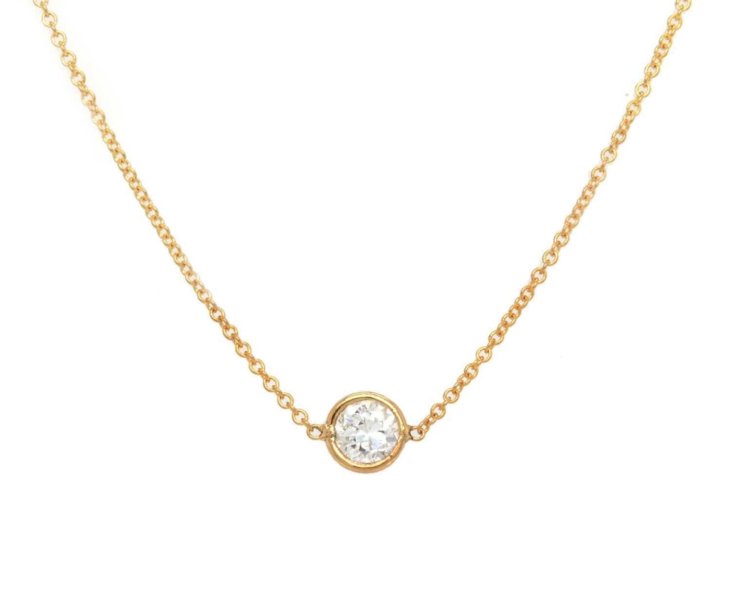 0.41ct Old European Diamond Lünette Set Solitär Halskette in 14K

Diamantene Solitär-Halskette mit Lünette
14K Gelbgold
Karatgewicht der Diamanten: Ca. 0,41ct
Klarheit: VS1
Farbe: I
Länge der Halskette: Ca. 18.0 Zoll
Gewicht: Ca. 1,30