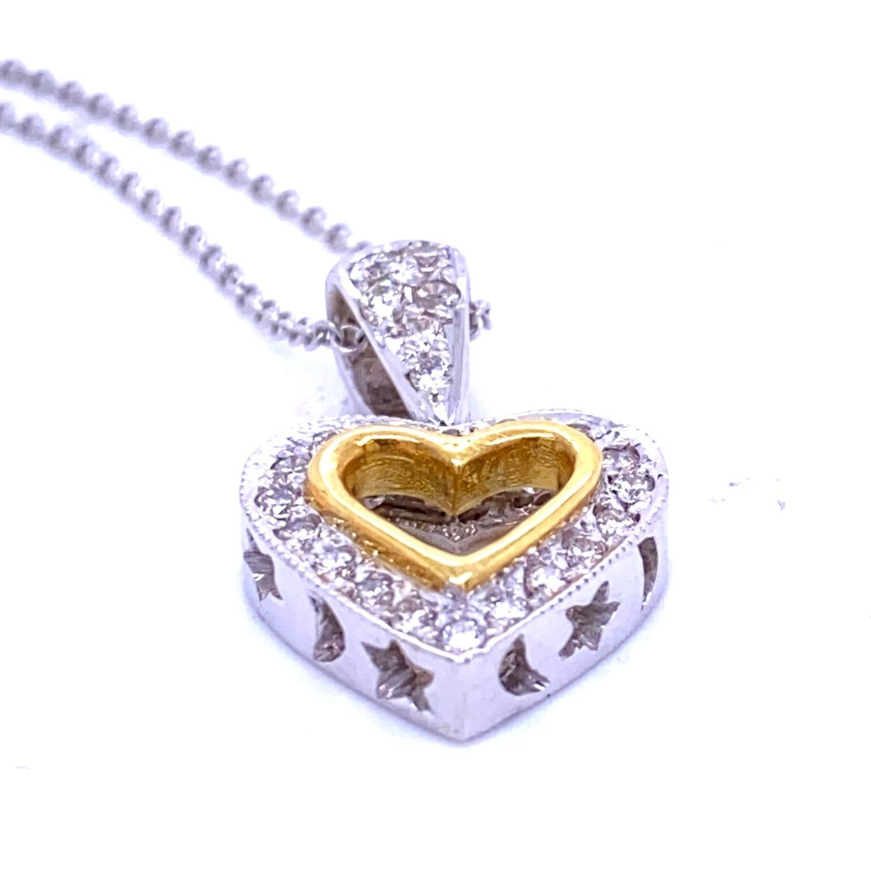 Round Cut 0.42 Carat Diamond 18 Karat Gold Hearts Pendant Necklace For Sale