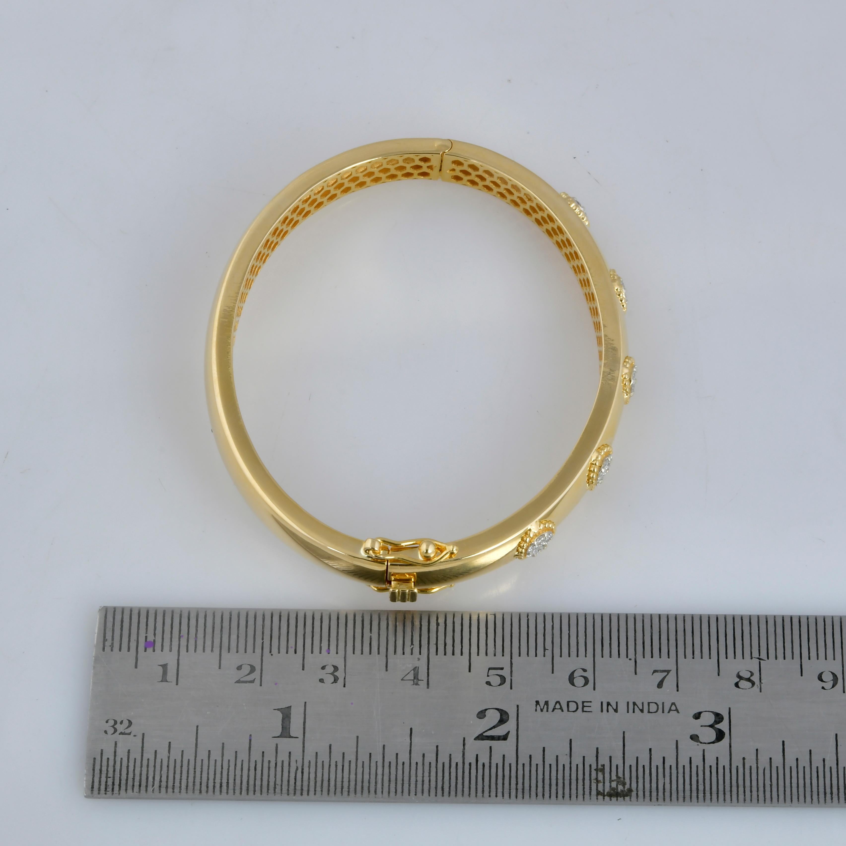 0.42 Carat Diamond Pave Bangle Bracelet 14 Karat Yellow Gold Handmade Jewelry For Sale 1