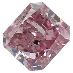 0,42 carat rose vif intense fantaisie taille radiant I2 clarté certifié GIA