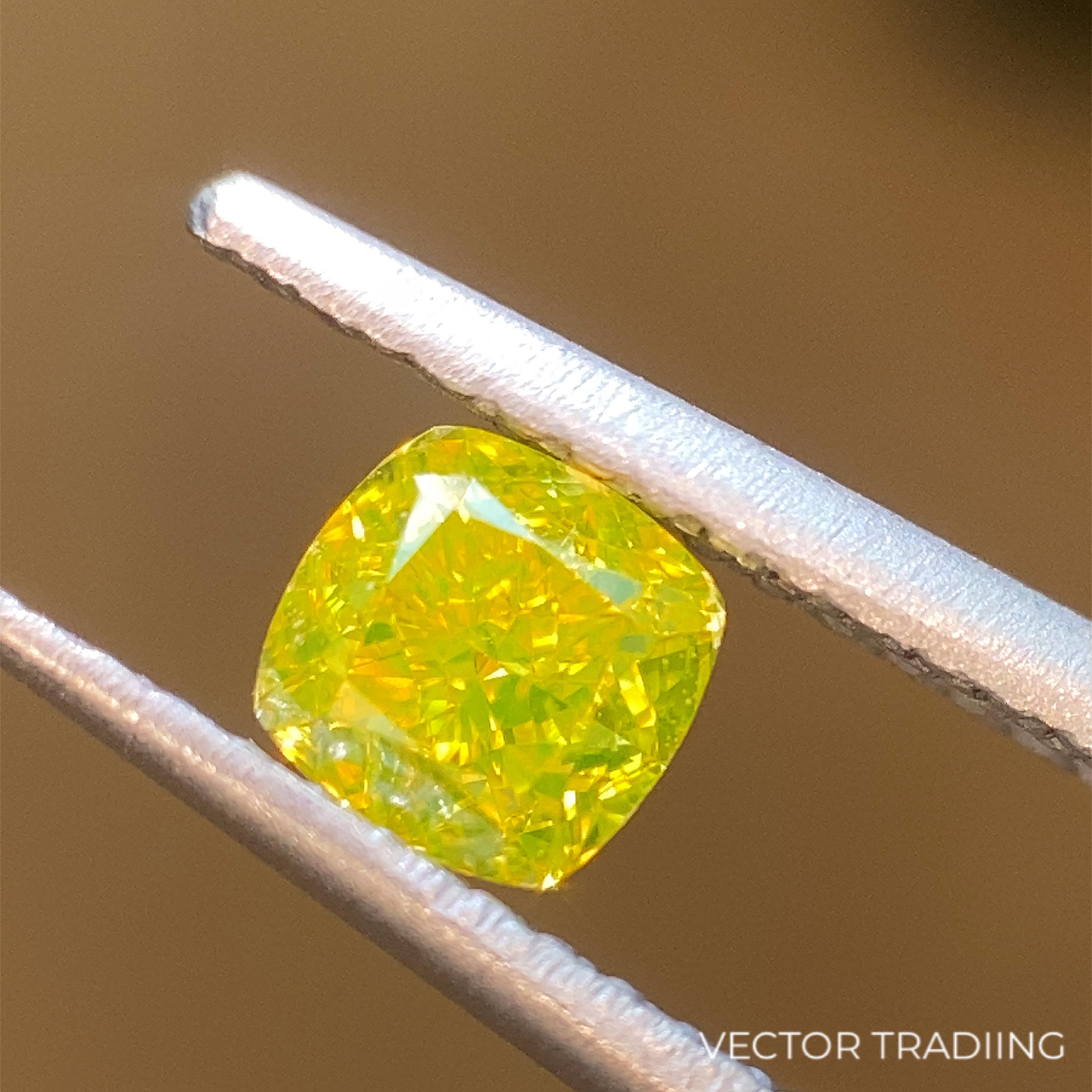 0,42 Karat GIA-zertifizierter natürlicher Fancy Vivid Greenish Gelber Diamant im Kissenschliff (Zeitgenössisch) im Angebot