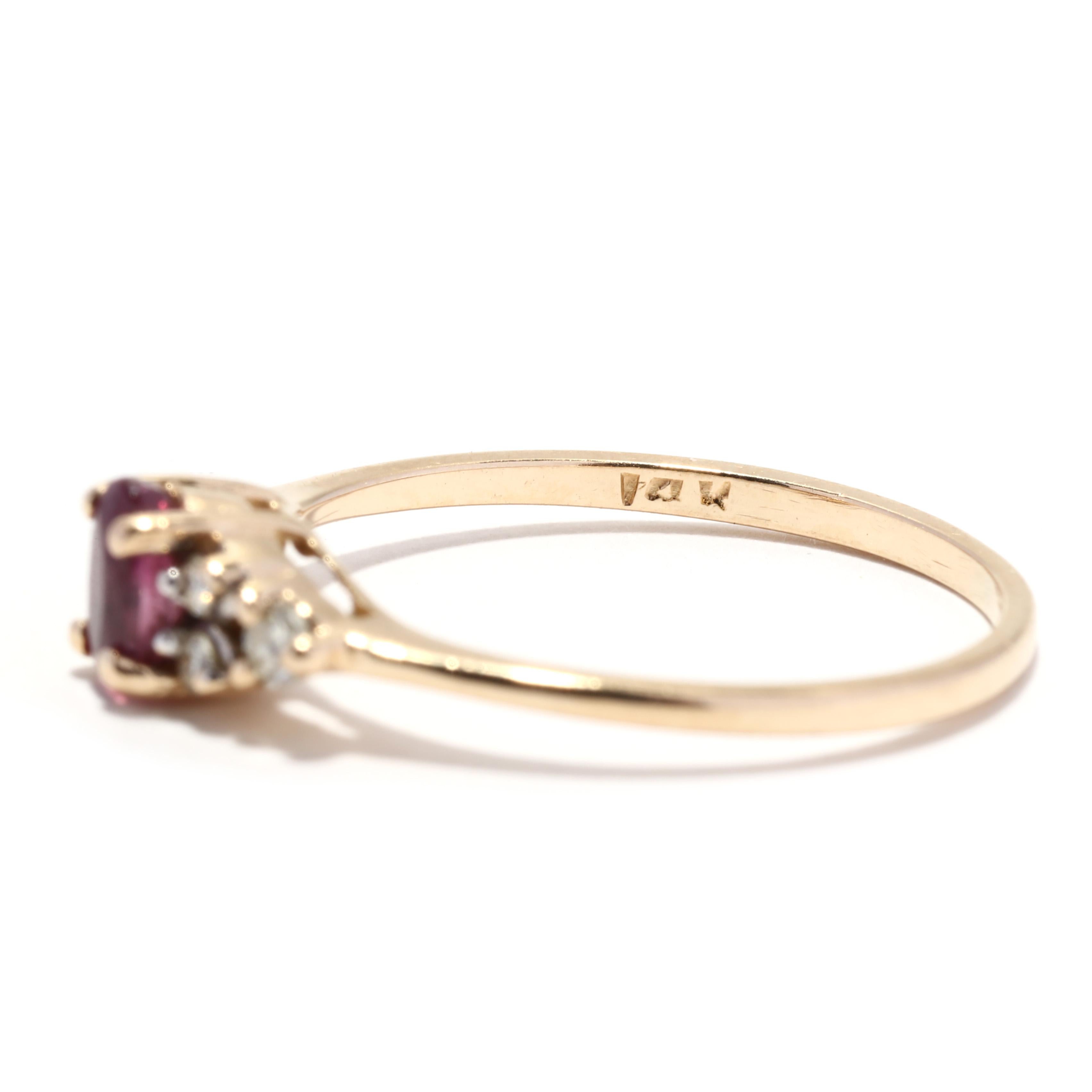 Bague, petite bague en or jaune 14 carats avec diamants et rubis de 0,42 carat en vente 1