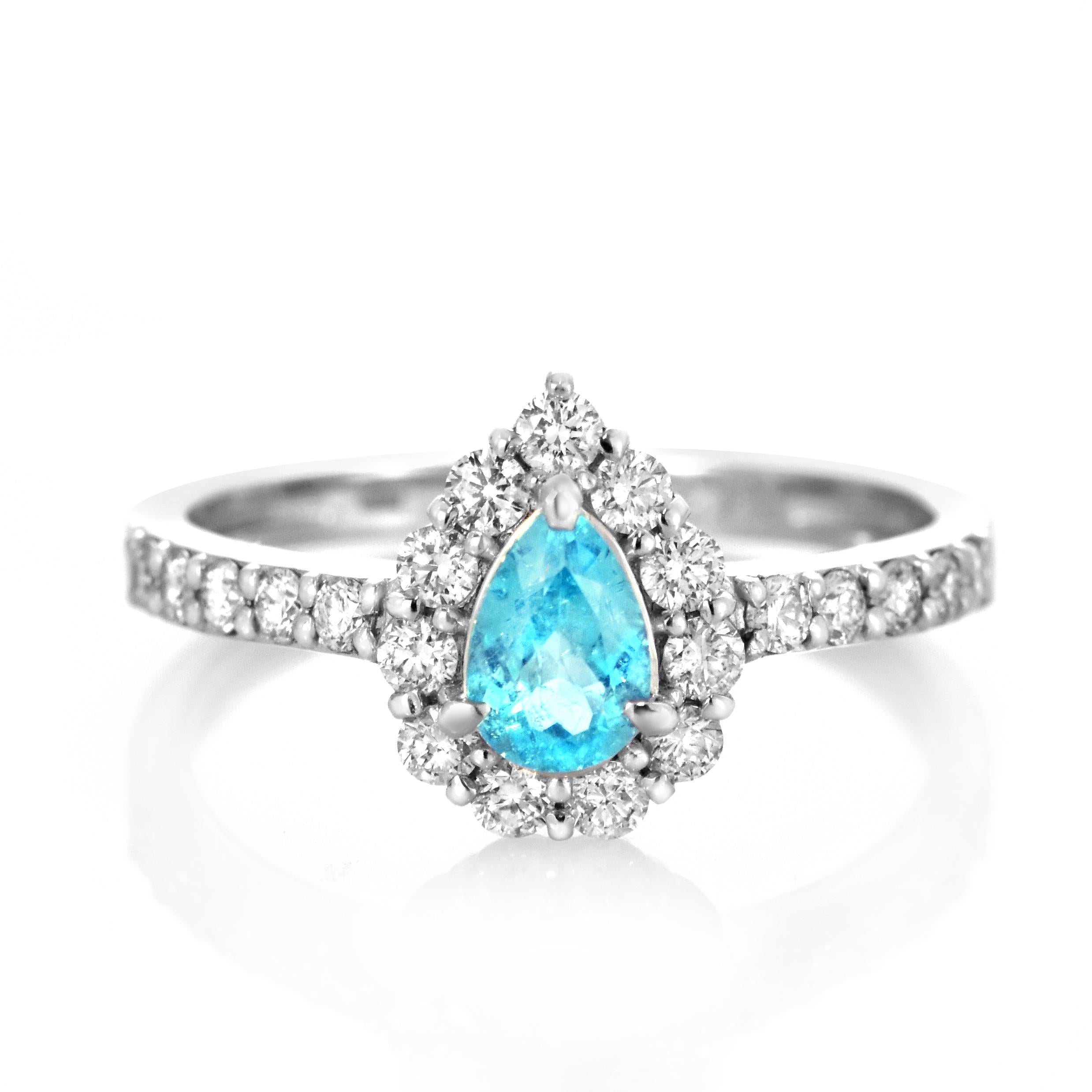 Modern 0.43 Carat Brazilian Paraiba Tourmaline and Diamond Ring Made in Platinum For Sale
