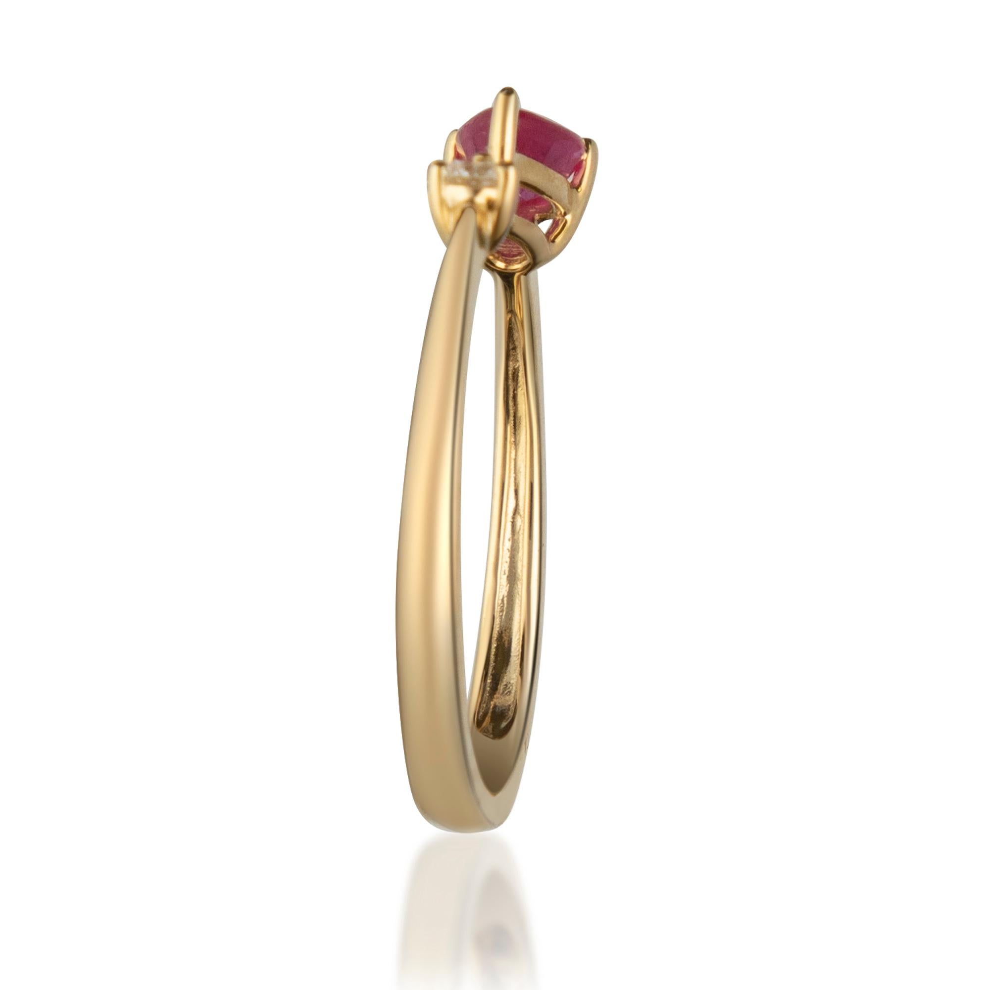 0,43 Karat Rubin im Birnenschliff mit Diamant-Akzenten 14K Gelbgold Ring (Art déco)