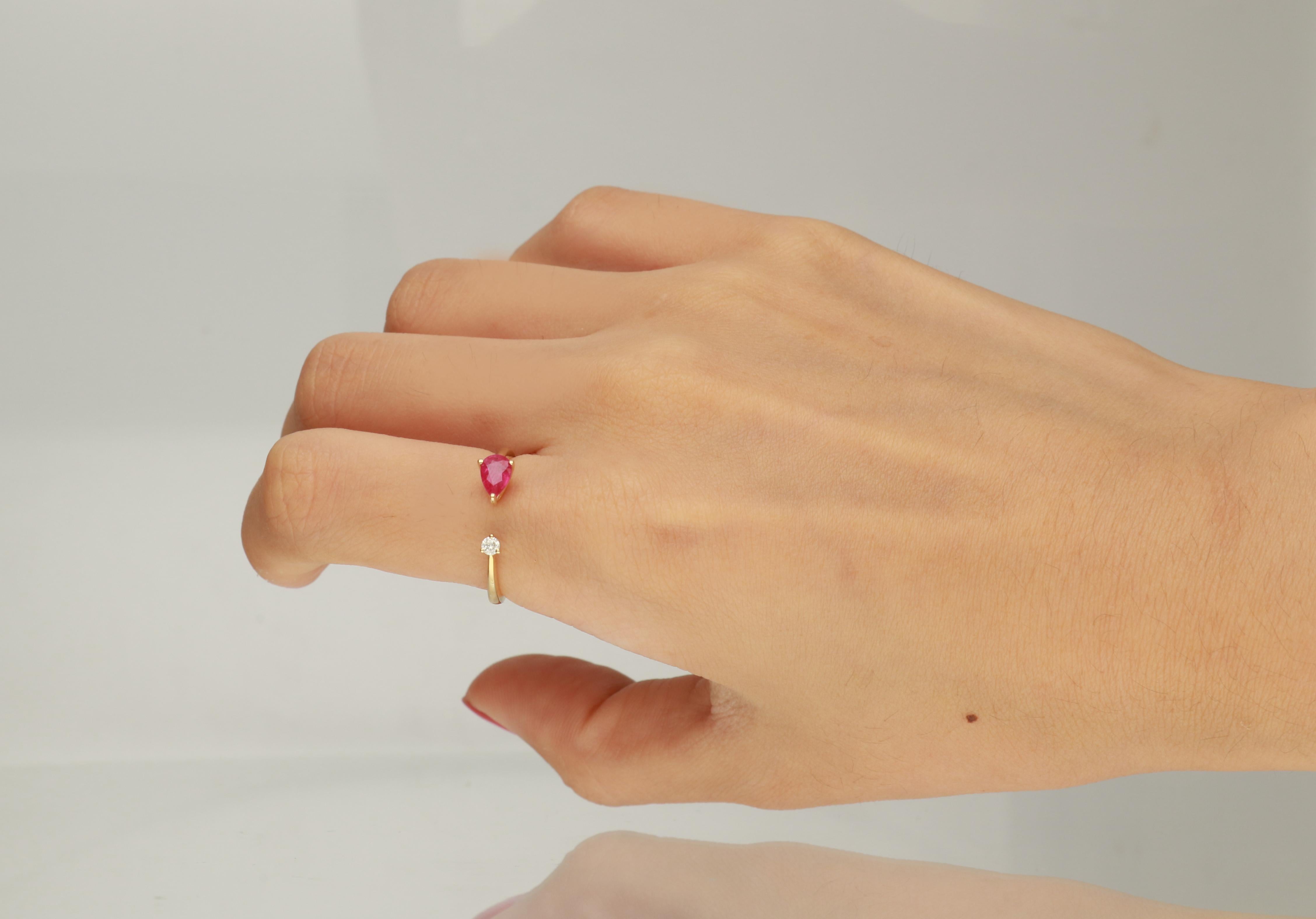 Atemberaubender, zeitloser und stilvoller Ewigkeitsring Einzigartiger Ring. Schmücken Sie sich mit diesem Gin & Grace Ring mit Luxus. Die 14K Gelbgold Schmuck rühmt sich 6x4 mm (1 Stück) 0,43 Karat Pear-Cut Prong Einstellung Smaragd, zusammen mit
