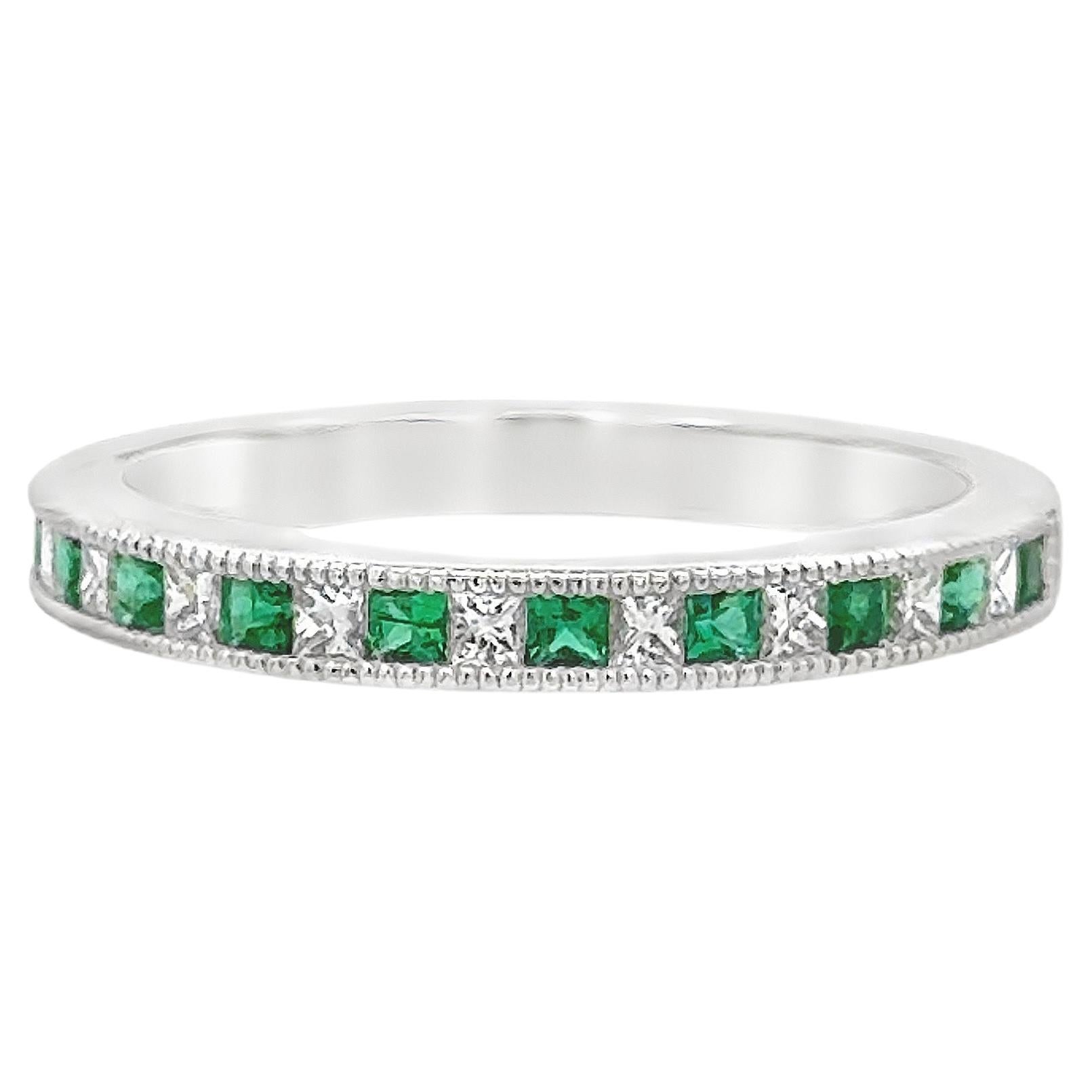Roman Malakov 0.43 Carat Total Princess Cut Emerald & Diamond Wedding Band Ring For Sale