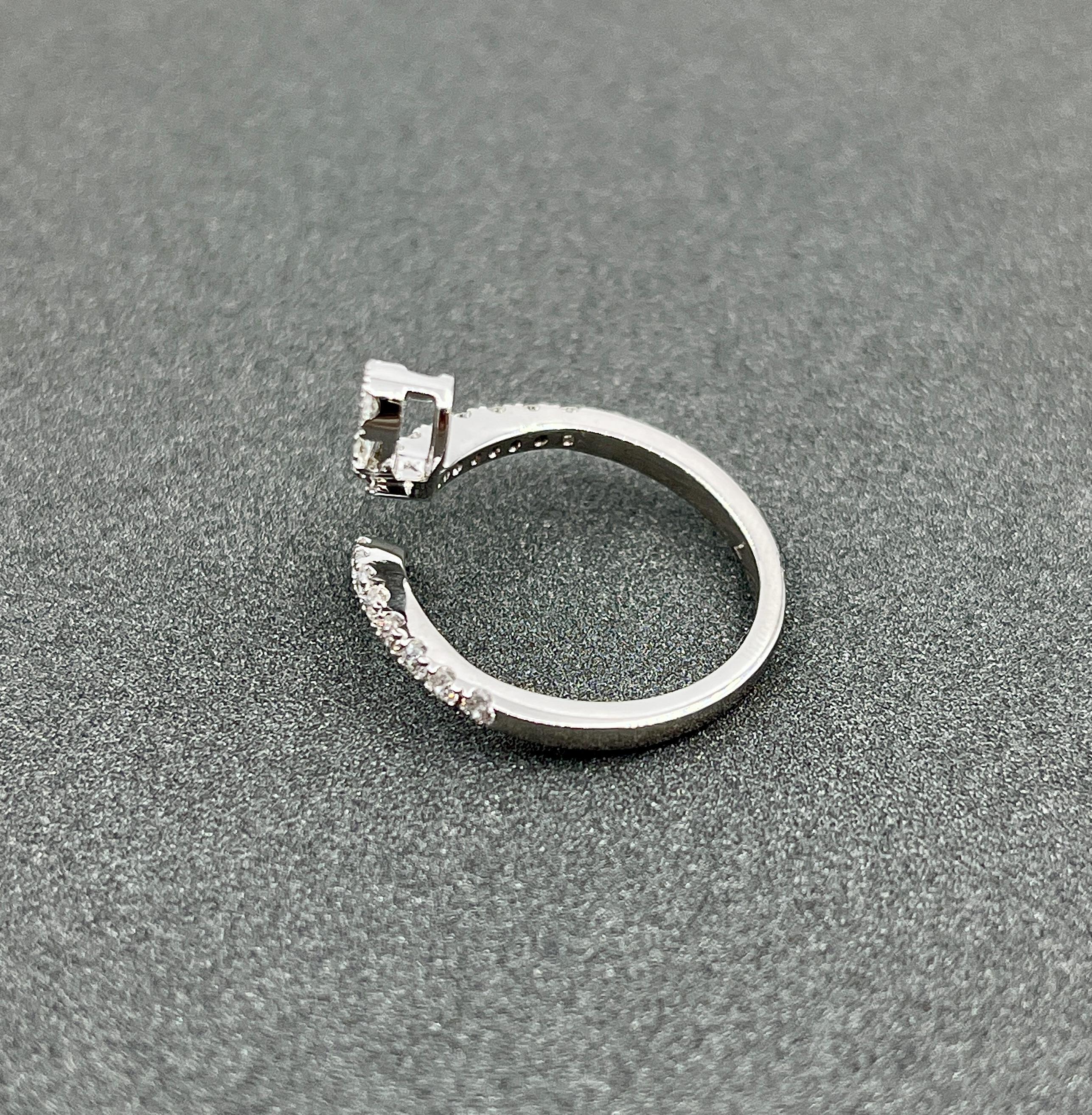 Taglio misto Anello serpente con diamante da 0,43 carati in vendita