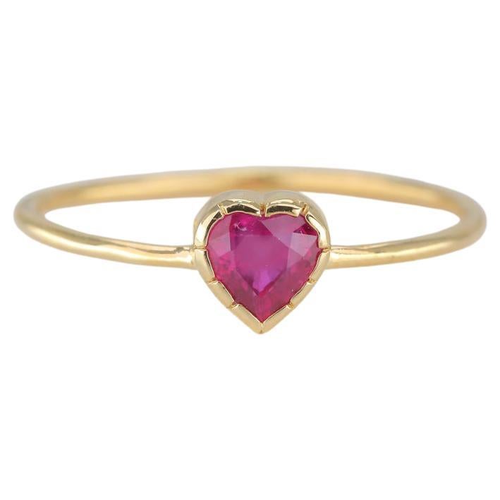 0.43 Ct Heart Cut Ruby 14K Gold Birthstone Ring (bague pierre de naissance)