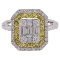 0.435 Carat Diamond with baguette diamond Ring in 18 Karat Gold