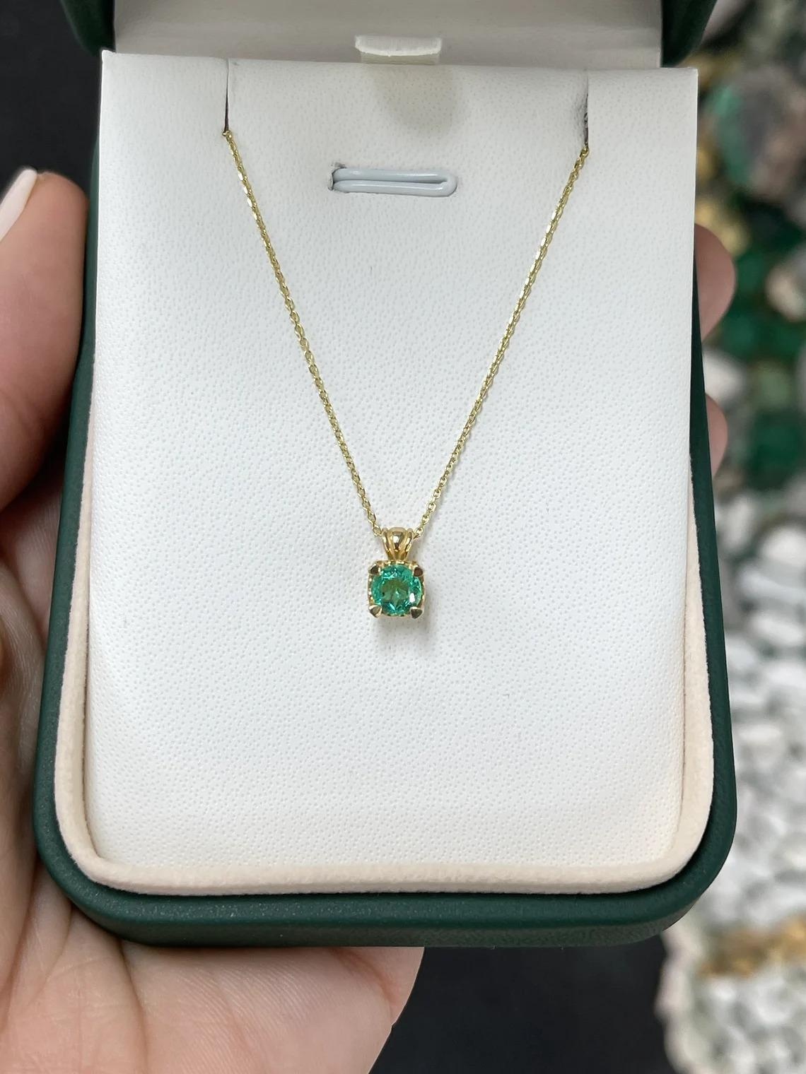0.43ct 14K Natural Green Emerald-Round Cut Solitaire Prong Petite Gold Pendant  For Sale 1
