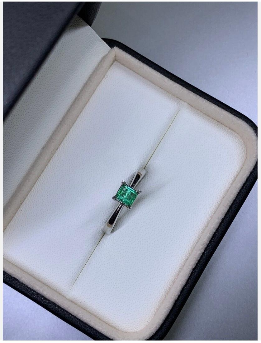 Emerald Cut 0.43ct Green Emerald Solitaire Engagement Ring In 18ct White Gold For Sale
