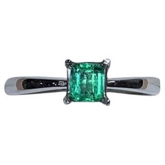 0.43ct Green Emerald Solitaire Engagement Ring In 18ct White Gold