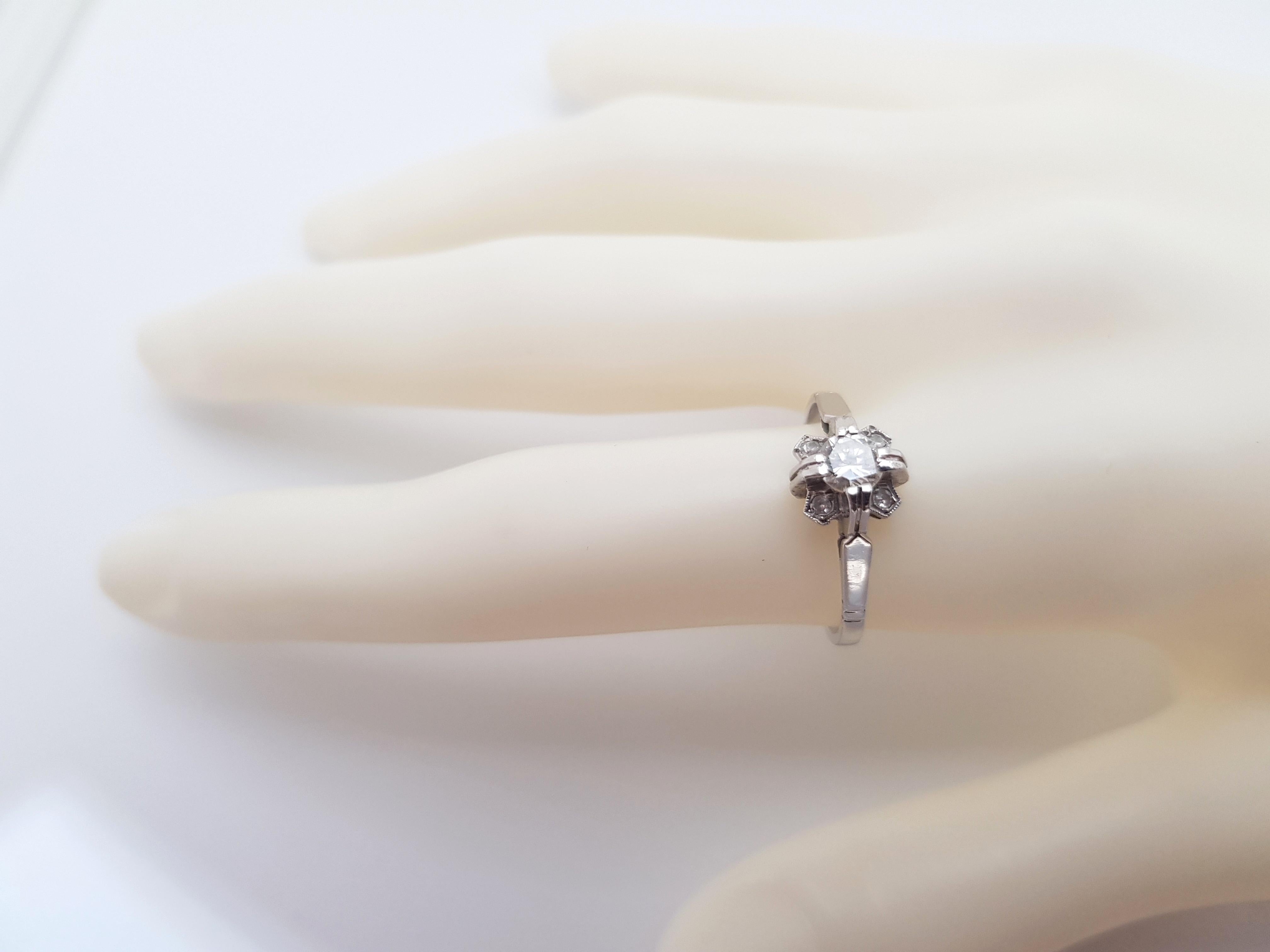 Women's 0.44 Carat Antique White Gold Diamond Engagement Ring For Sale