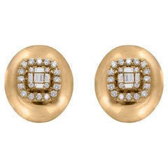 Clous d'oreilles ovales en or jaune 14 carats avec diamants baguettes de 0,44 carat