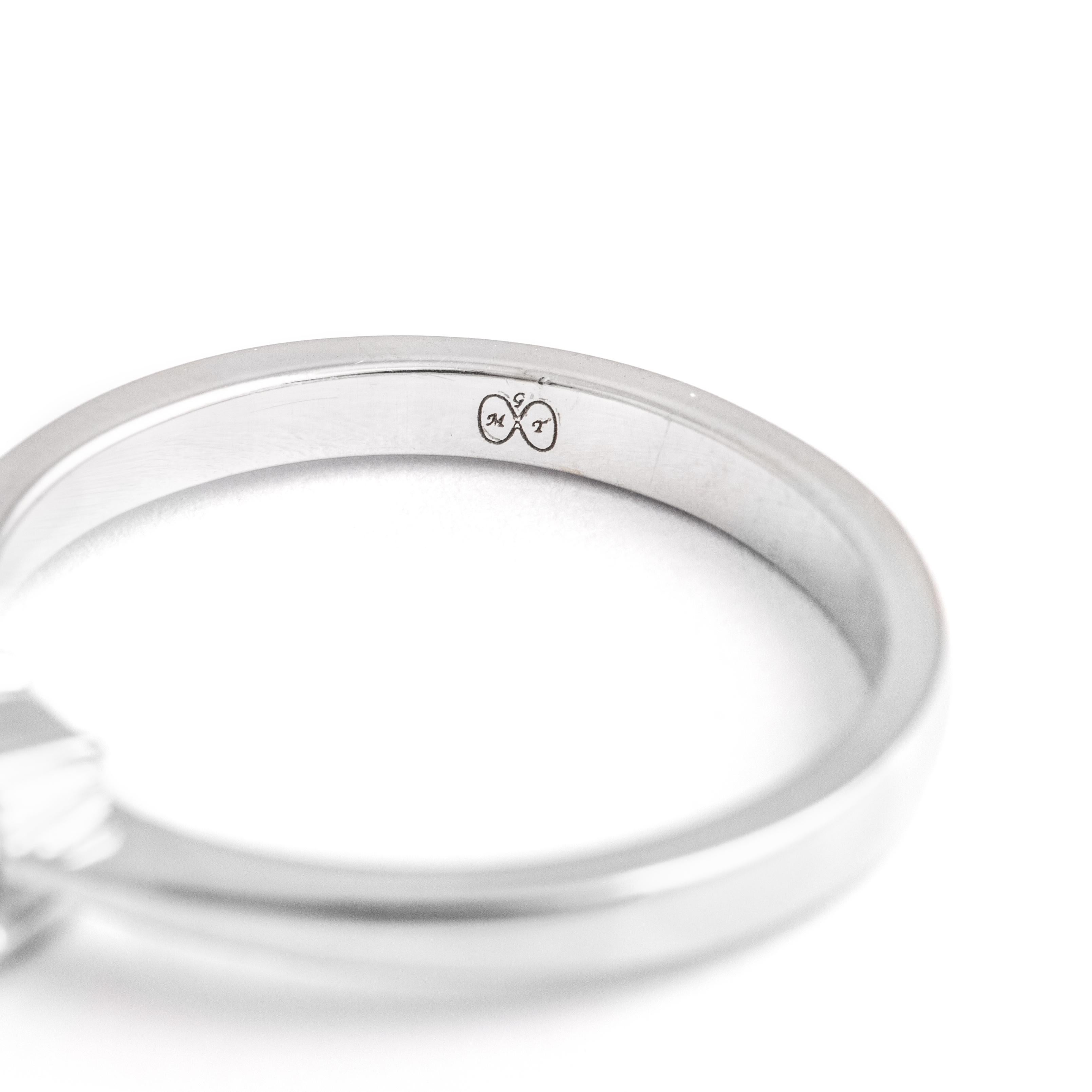 Anillo de oro blanco con diamante solitario de 0,44 quilates en venta 2
