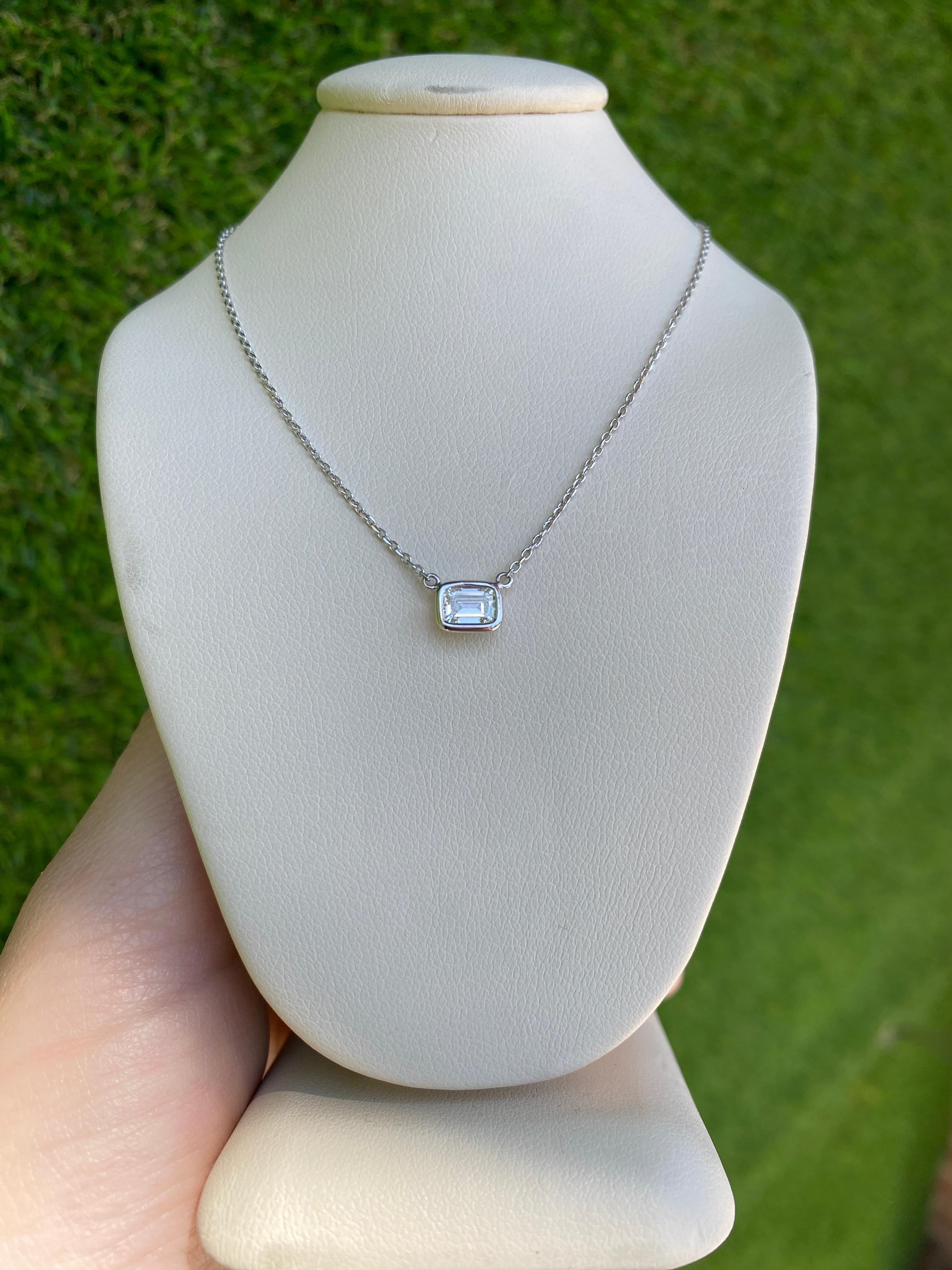 0.44 Carat Natural Emerald Cut Bezel Set Diamond Pendant Necklace 14k White Gold For Sale 6
